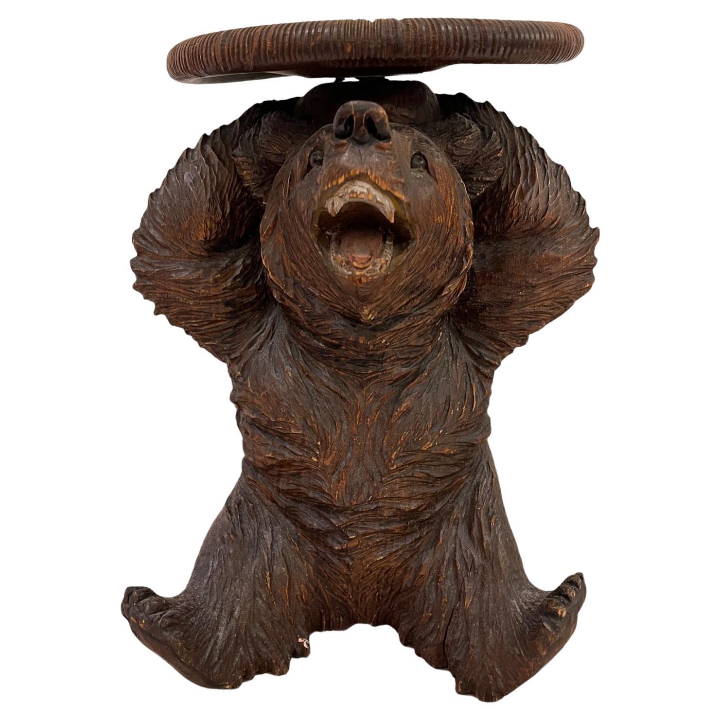 Schwarzwälder Klavierhocker mit Bärenmotiv aus dem Schwarzwald, spätes 20. Jahrhundert