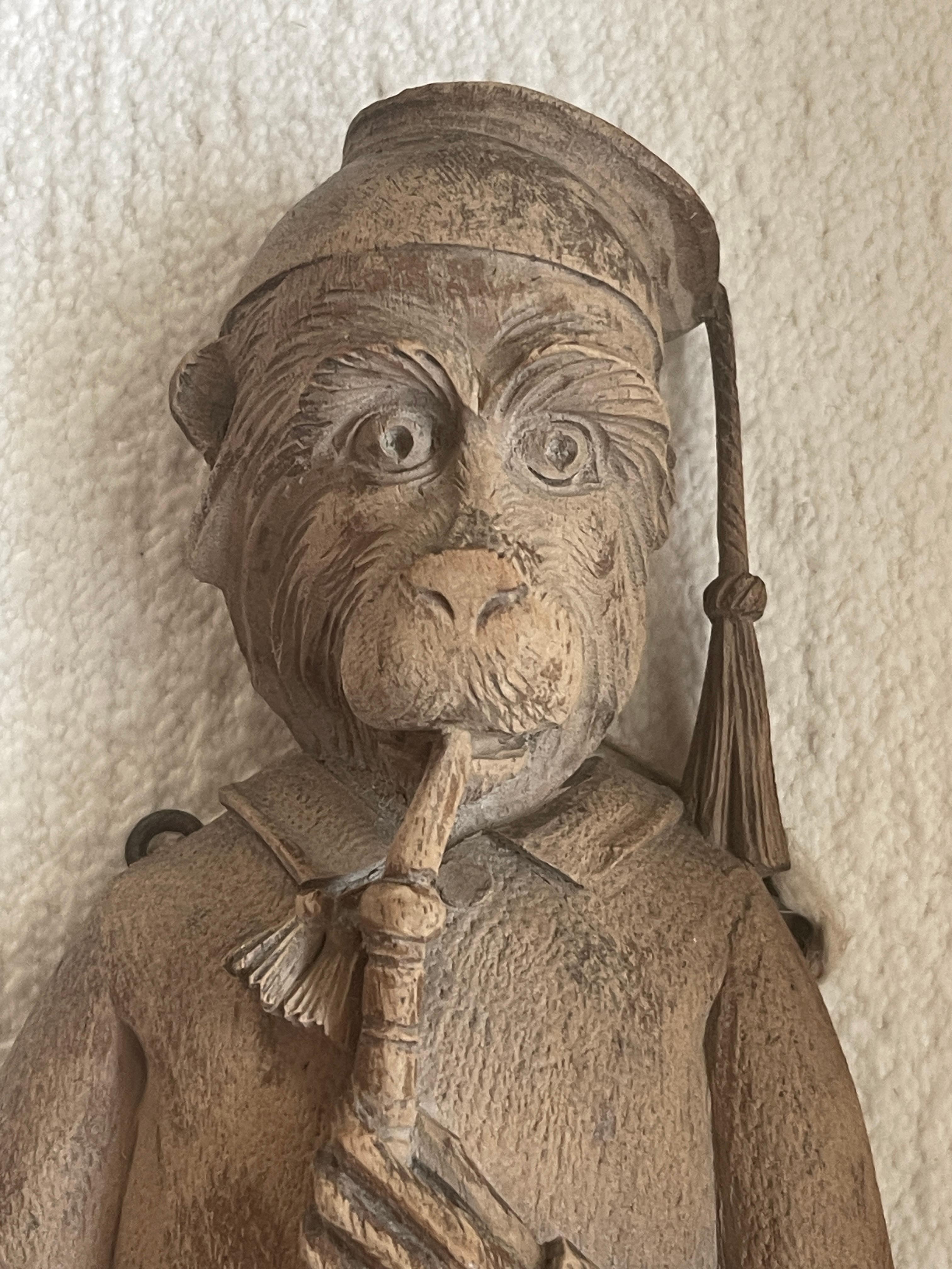 Fouet de singe Black Forest Wood Wood & Horn, C.1880 Bon état - En vente à West Palm Beach, FL