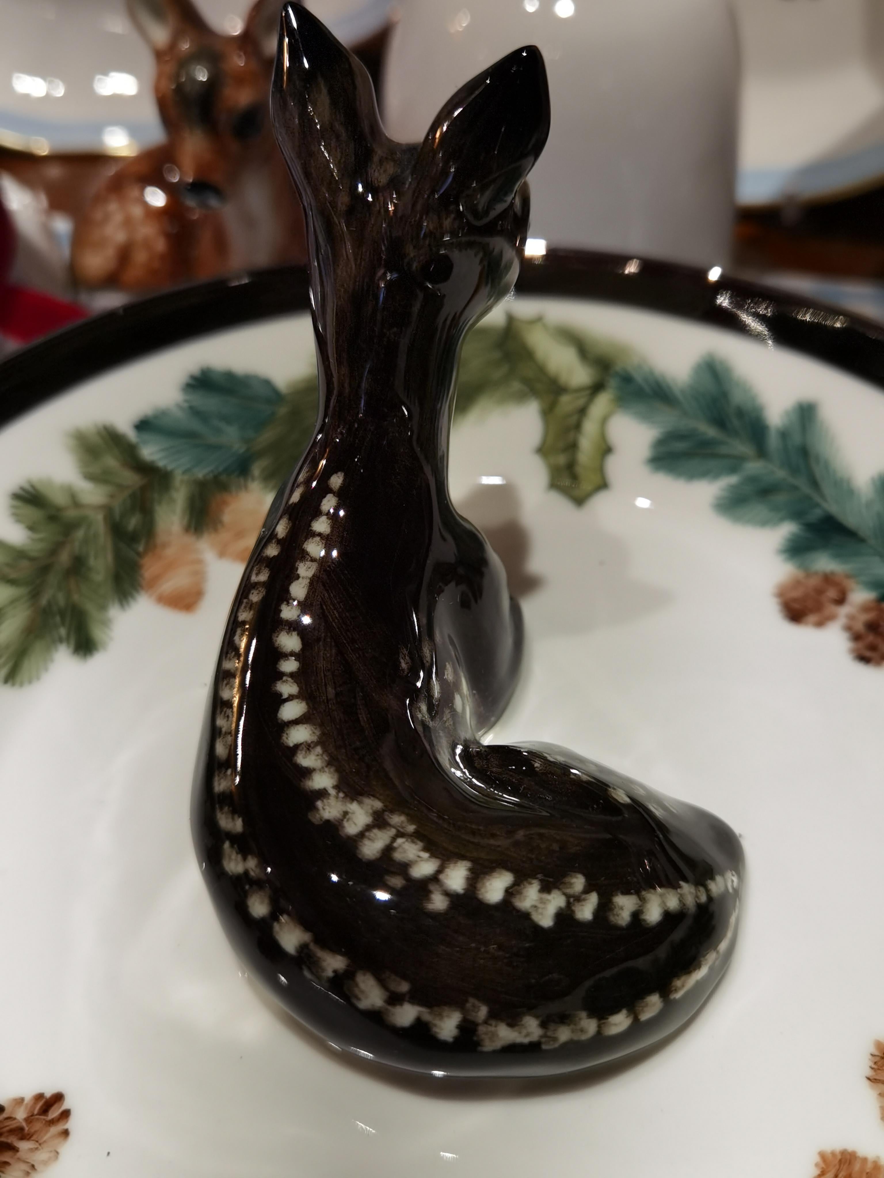 Cuenco de porcelana Black Forest Figura de ciervo pintada a mano Sofina Boutique Kitzbühel Bosque negro en venta