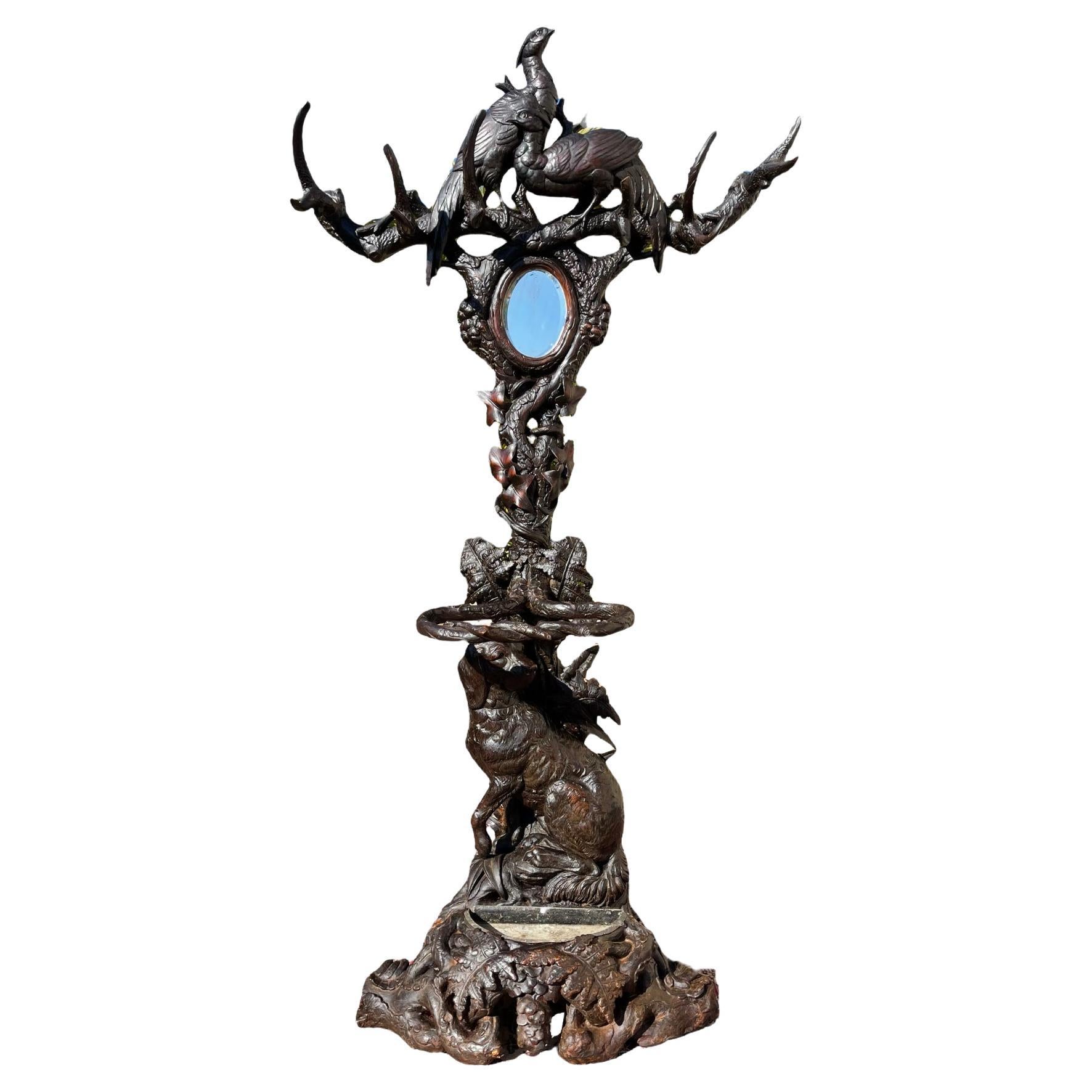 Hand-Carved Portemanteaux et rangement