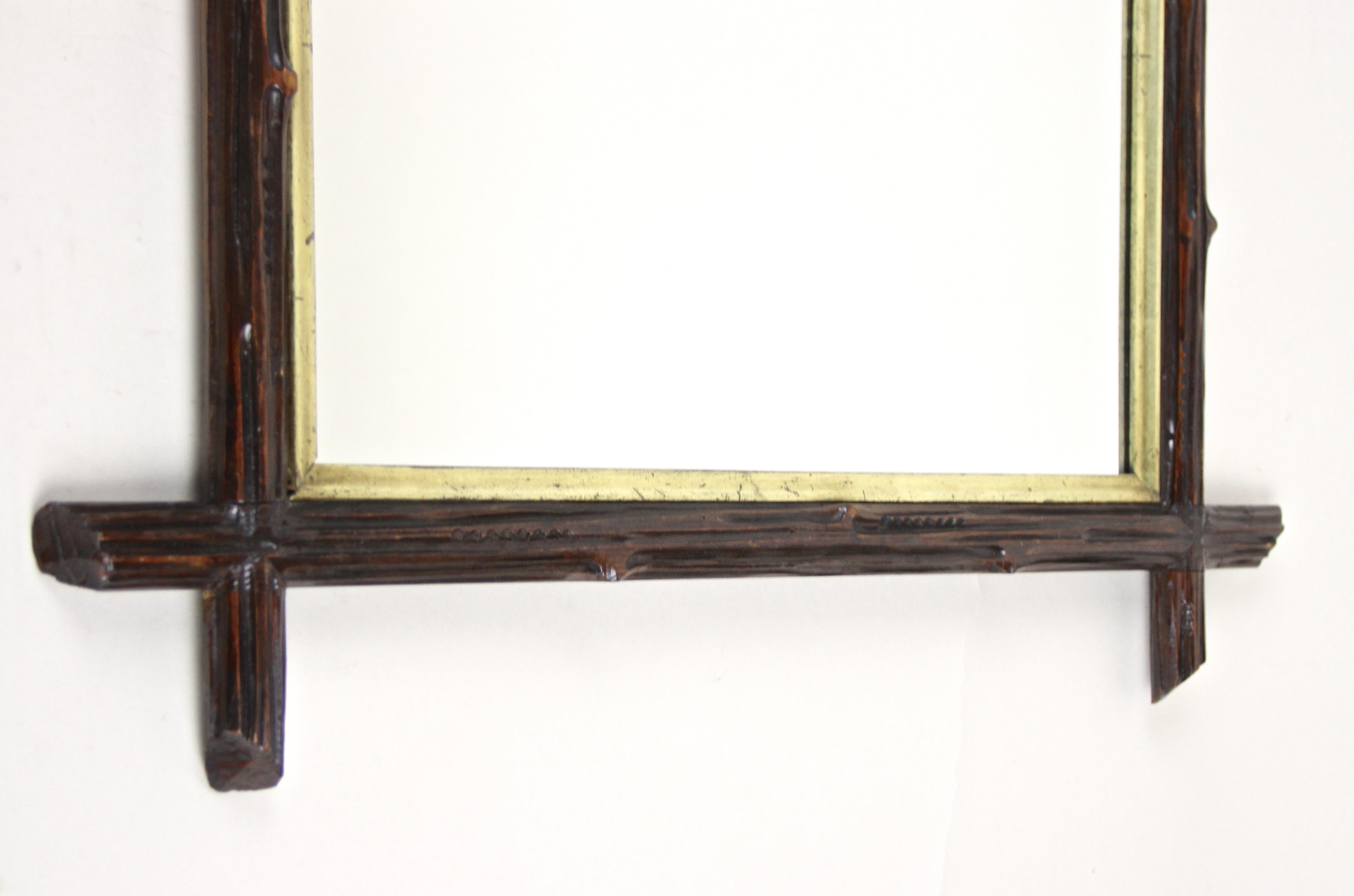 XIXe siècle Miroir mural rustique Black Forest Bass Wood, Autriche, vers 1880 en vente