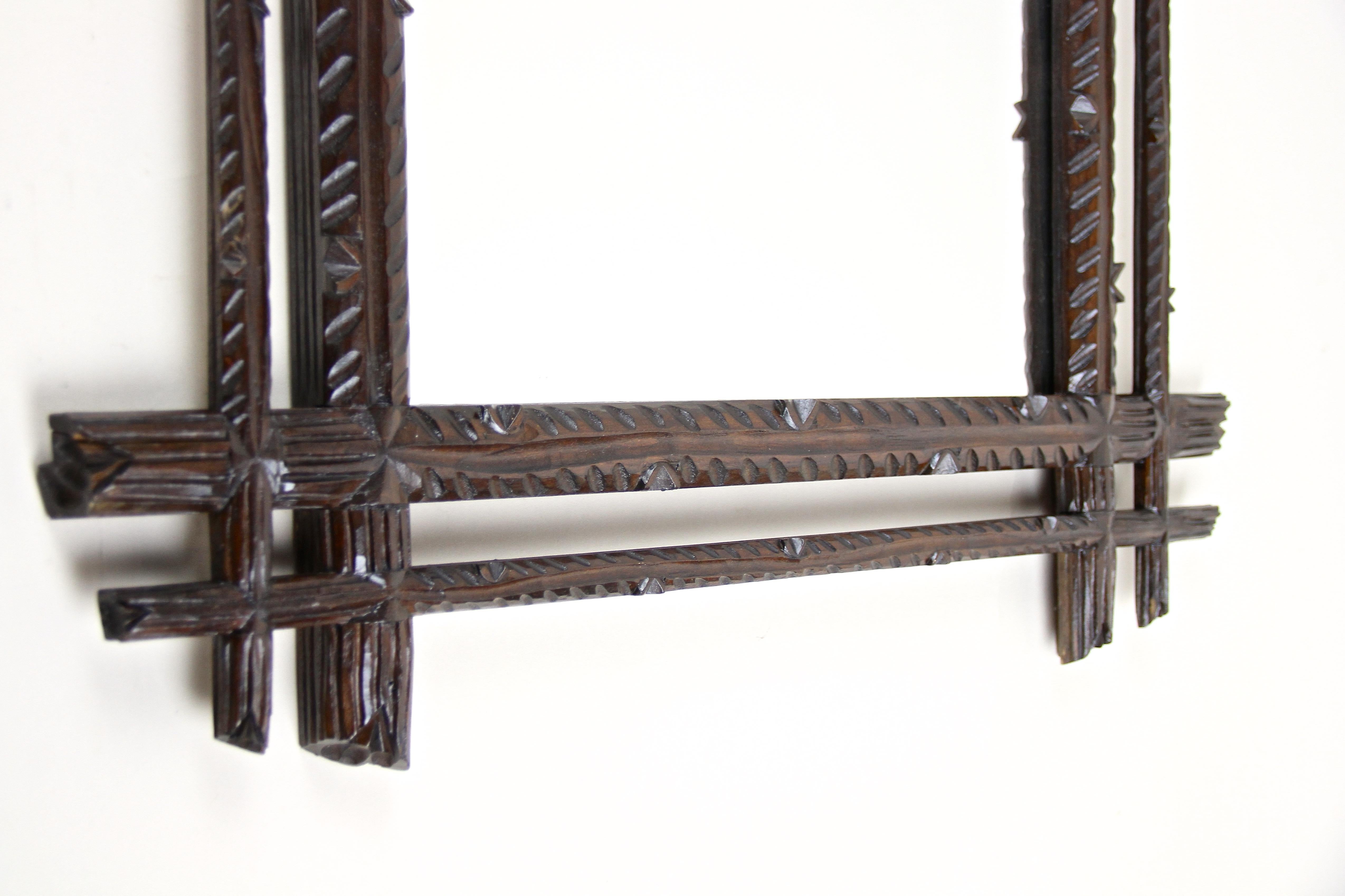 Black Forest Rustic Wall Mirror with Center Top Carving, Austria, circa 1890 For Sale 1