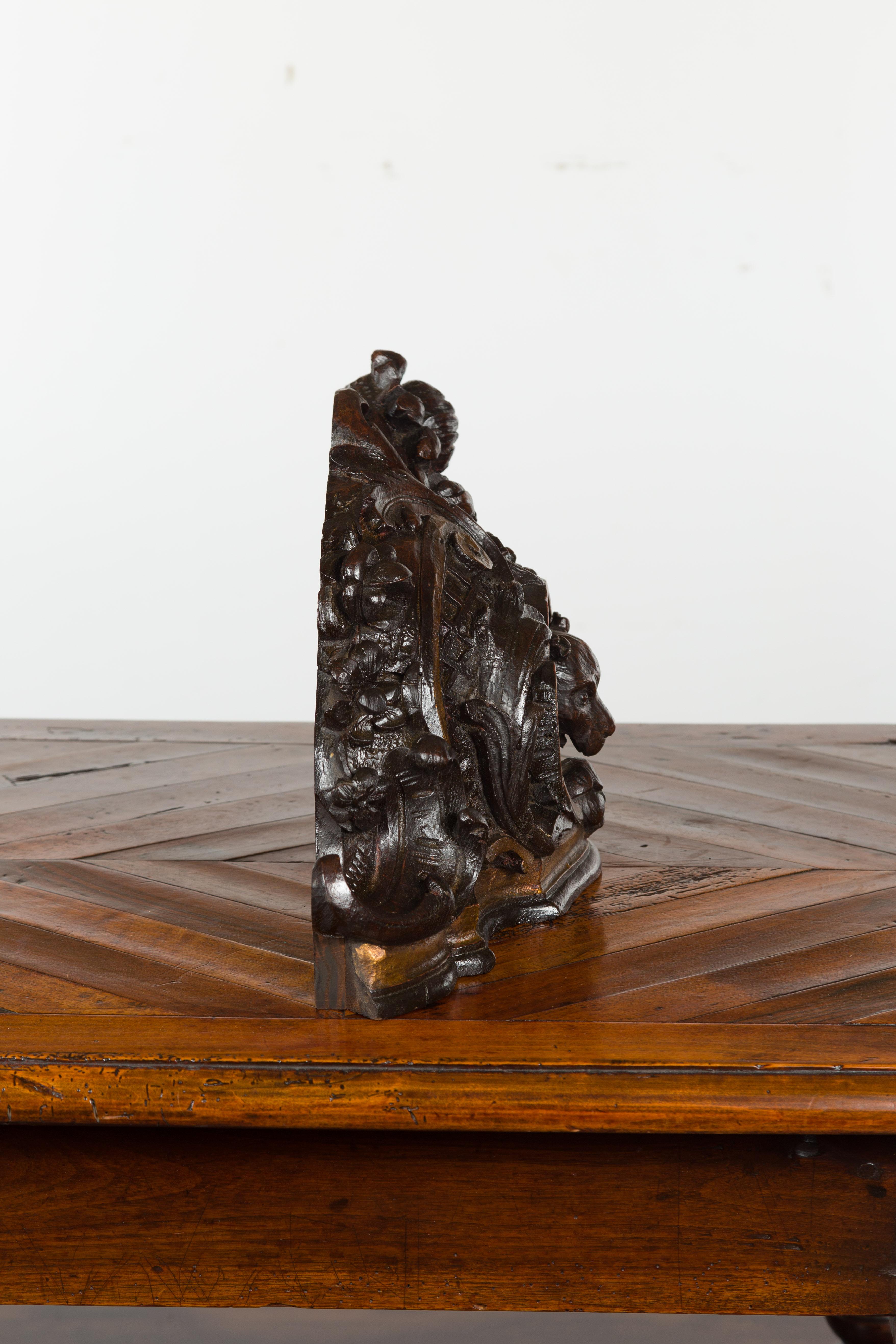 Black Forest Swiss 1900s Carved Wooden Fragment with Bear Motif and Gilt Accents For Sale 7