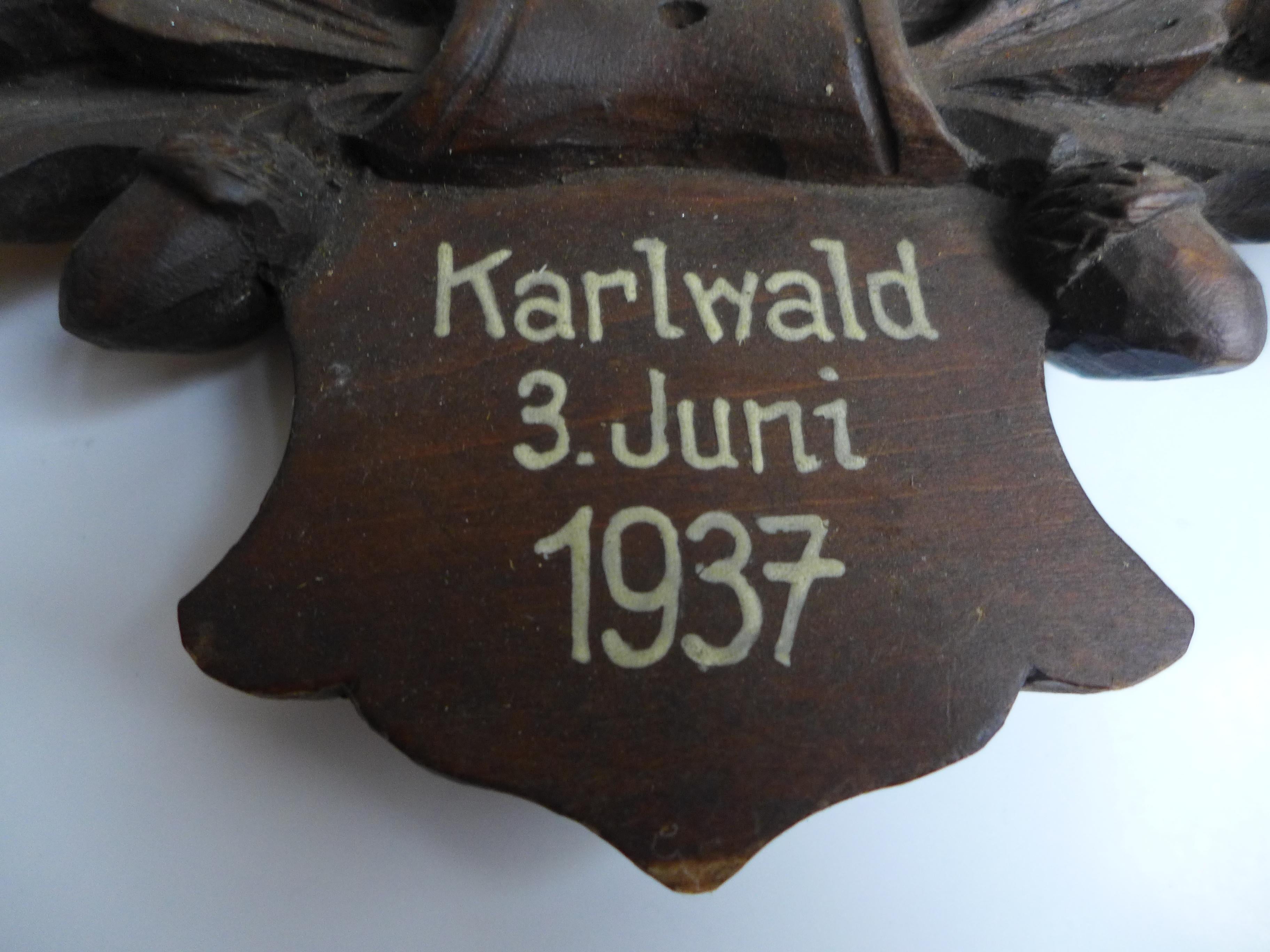 Taxidermia Black Forest, ciervo antiguo, 1937 Tallado a mano en venta