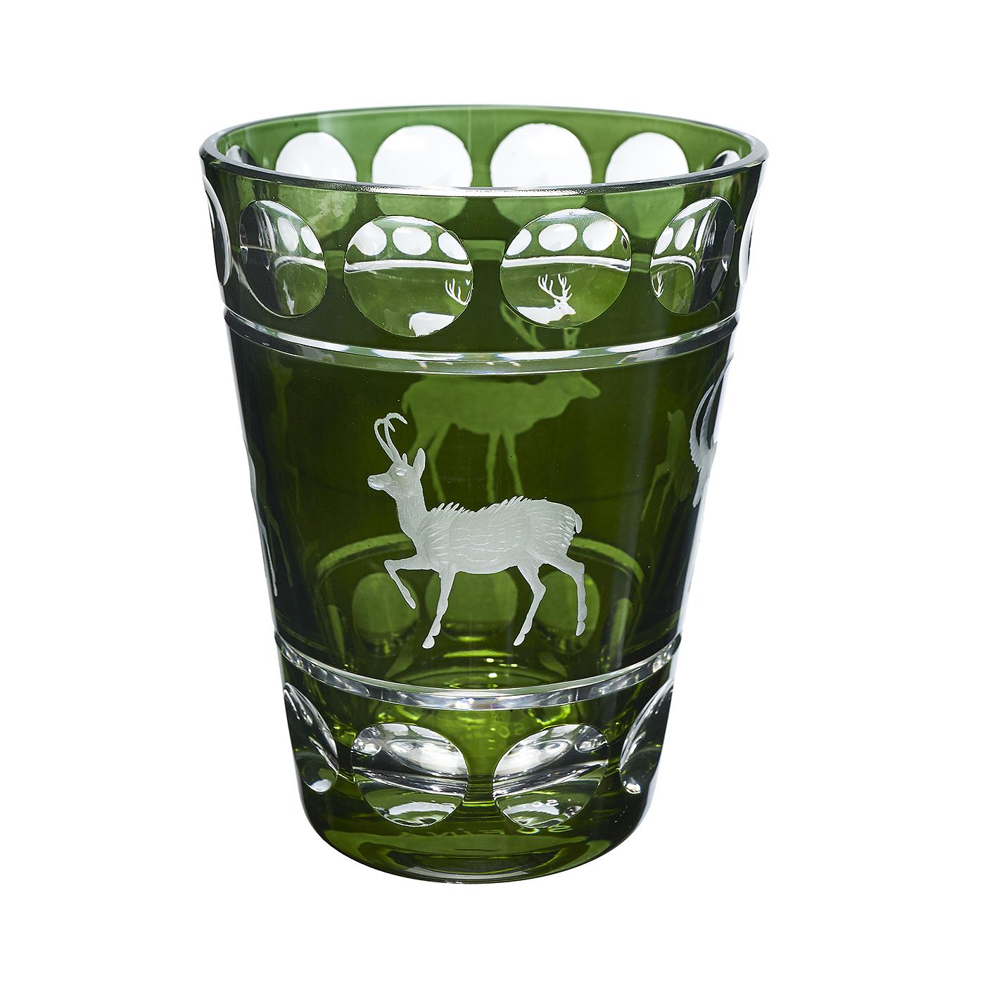 Sculpté à la main Vase en cristal de la Forêt-Noire avec décor de chasse vert Sofina Boutique Kitzbuehel en vente