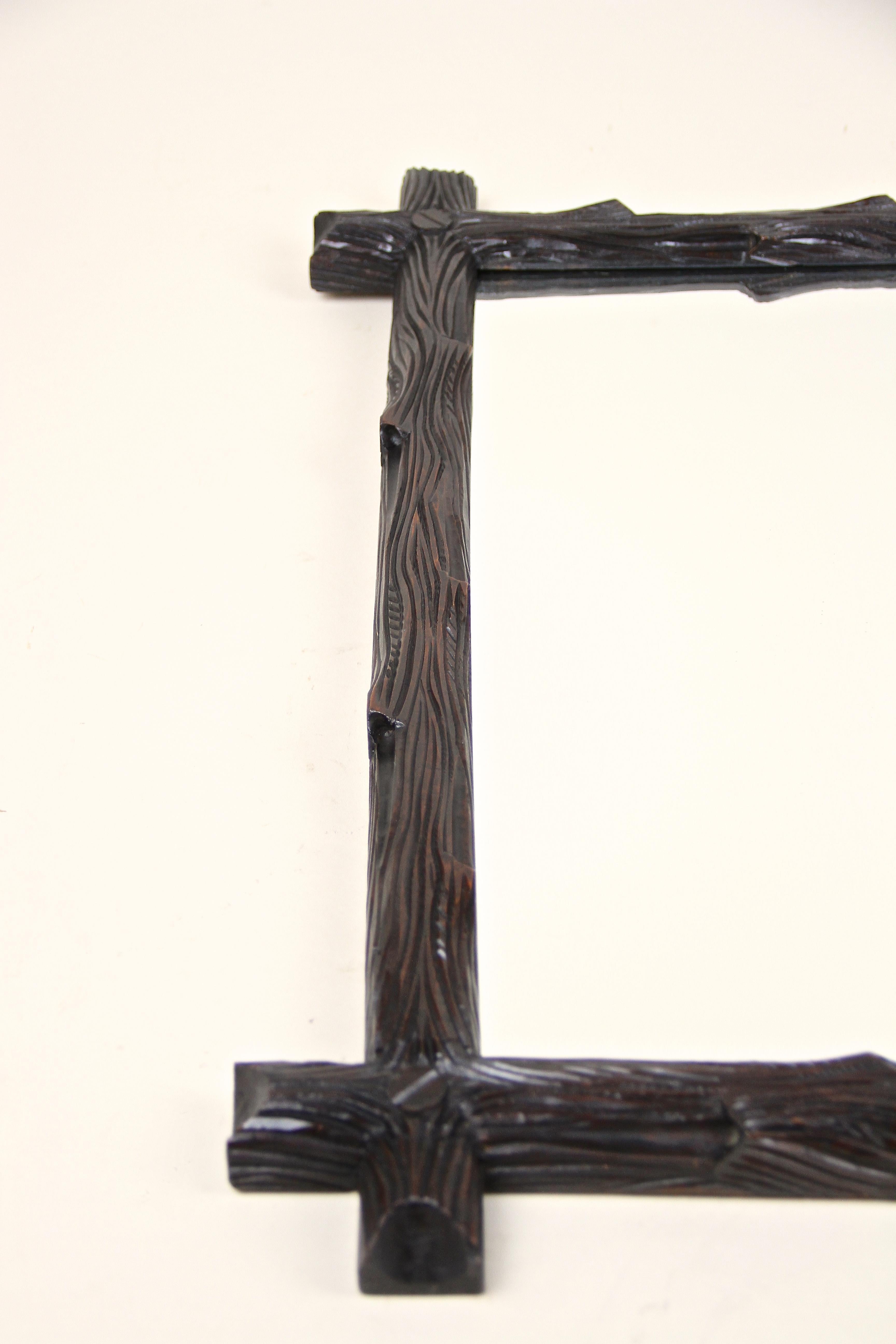 Black Forest Wall Mirror Rustic Style Hand Carved, Austria, circa 1880 For Sale 5