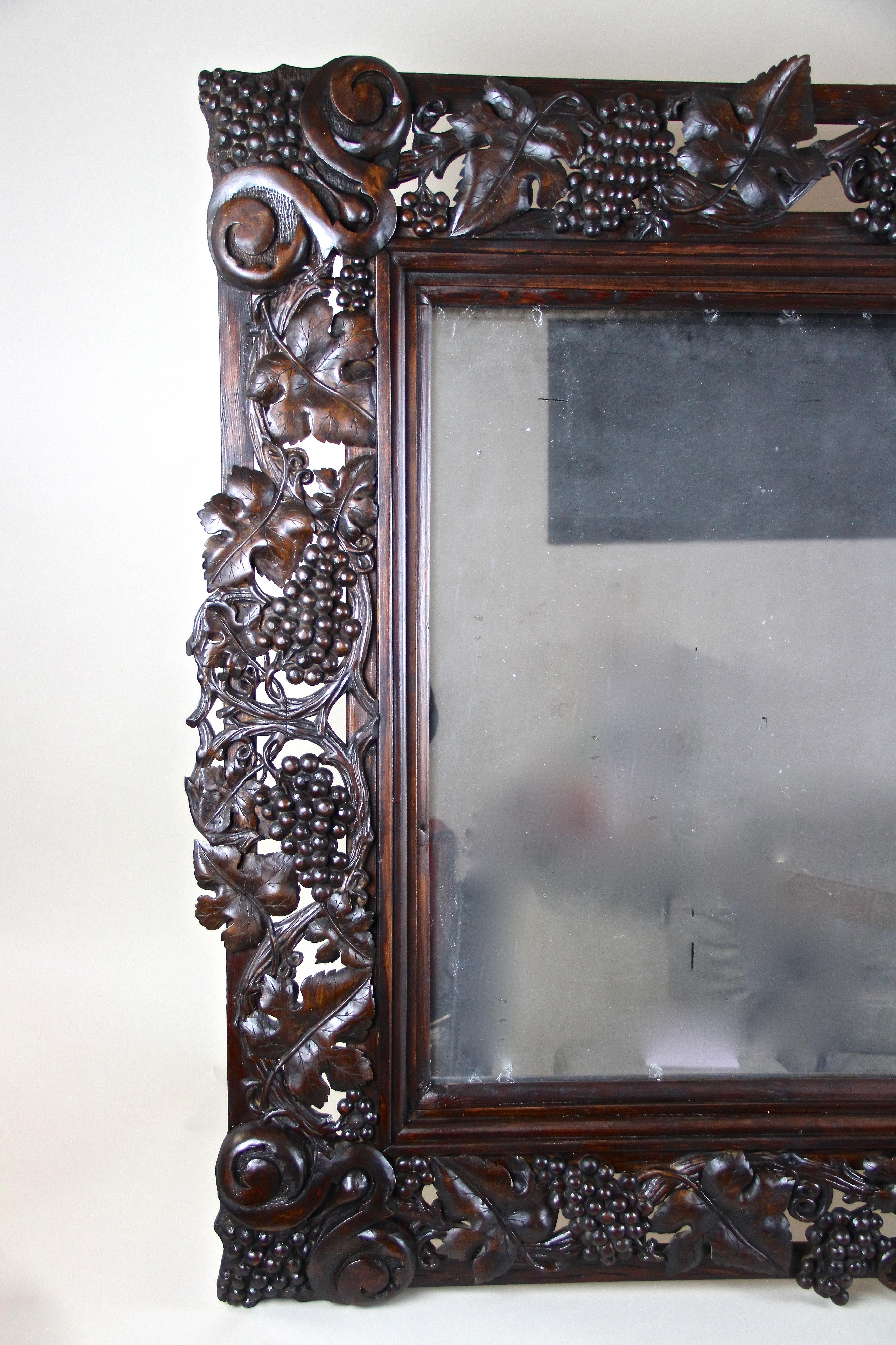 Black Forest Wall Mirror with Grapes and Leaves Hand Carved, Austria Dated 1919 For Sale 9