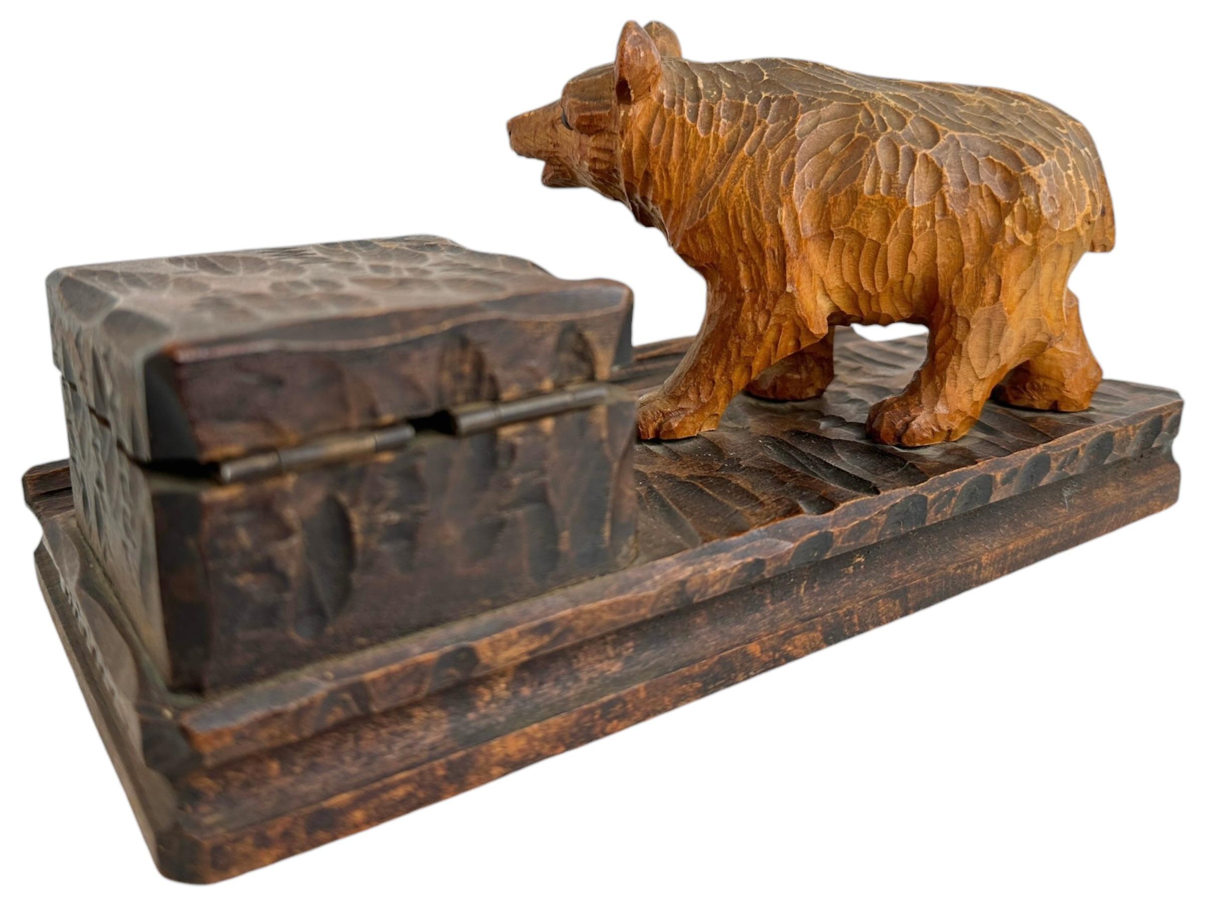 Black Forest Madera Tallada Oso Estatua Tintero Alemán Antiguo 1900s siglo XX en venta