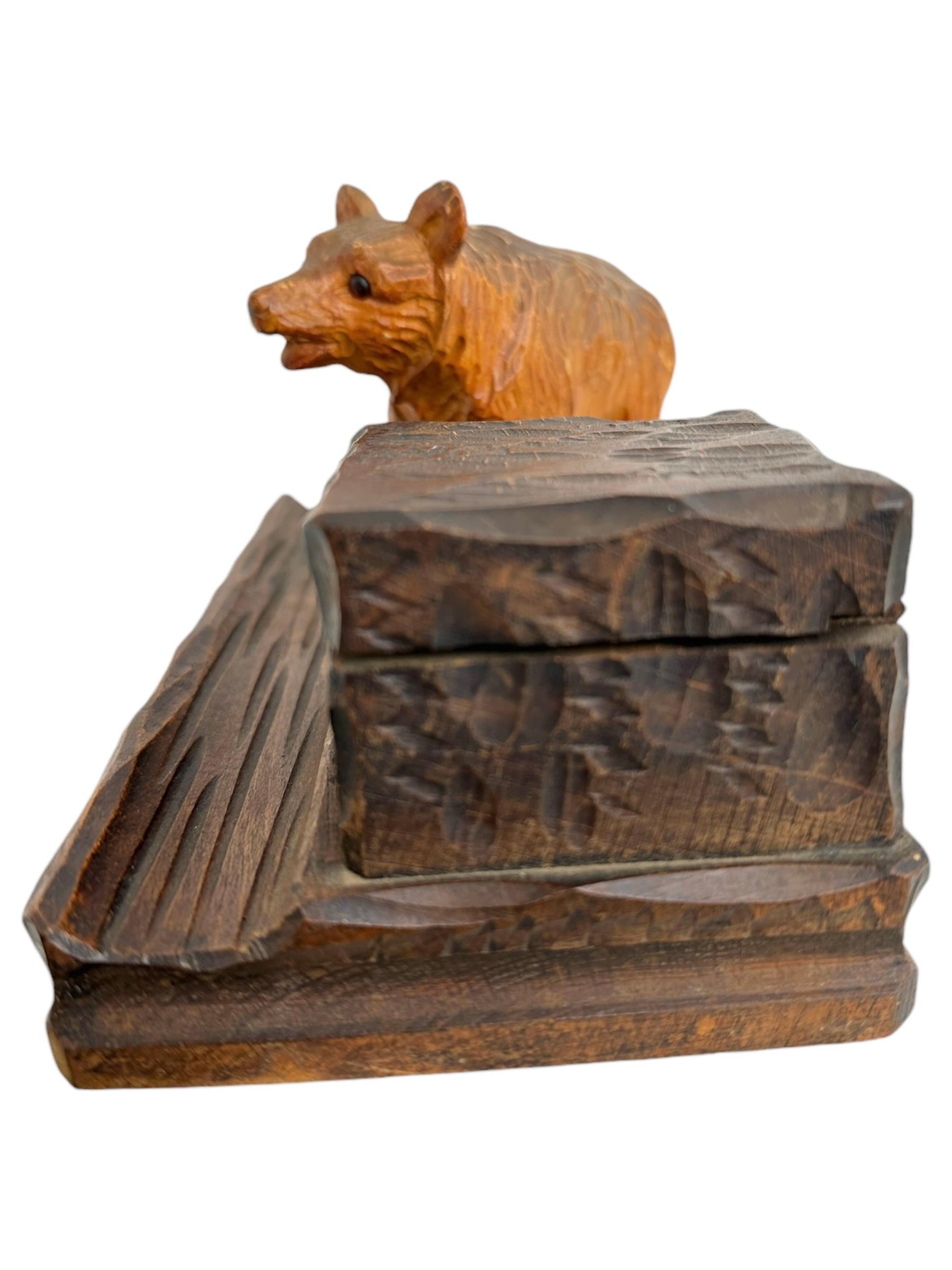 Black Forest Madera Tallada Oso Estatua Tintero Alemán Antiguo 1900s en venta 1