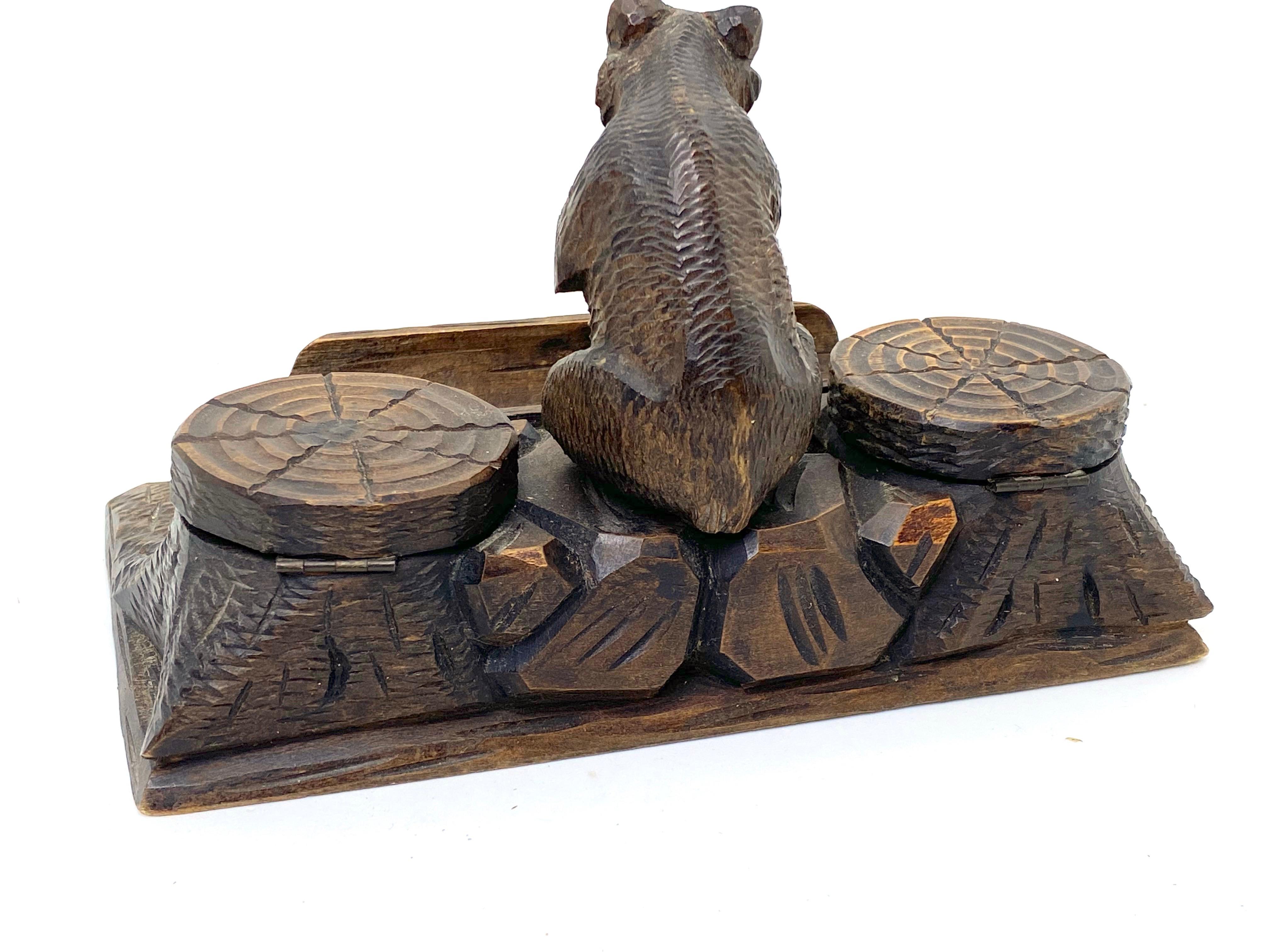 Late 19th Century Black Forest Wood Carved Brienz Bear Inkwell German Vintage, 1890s