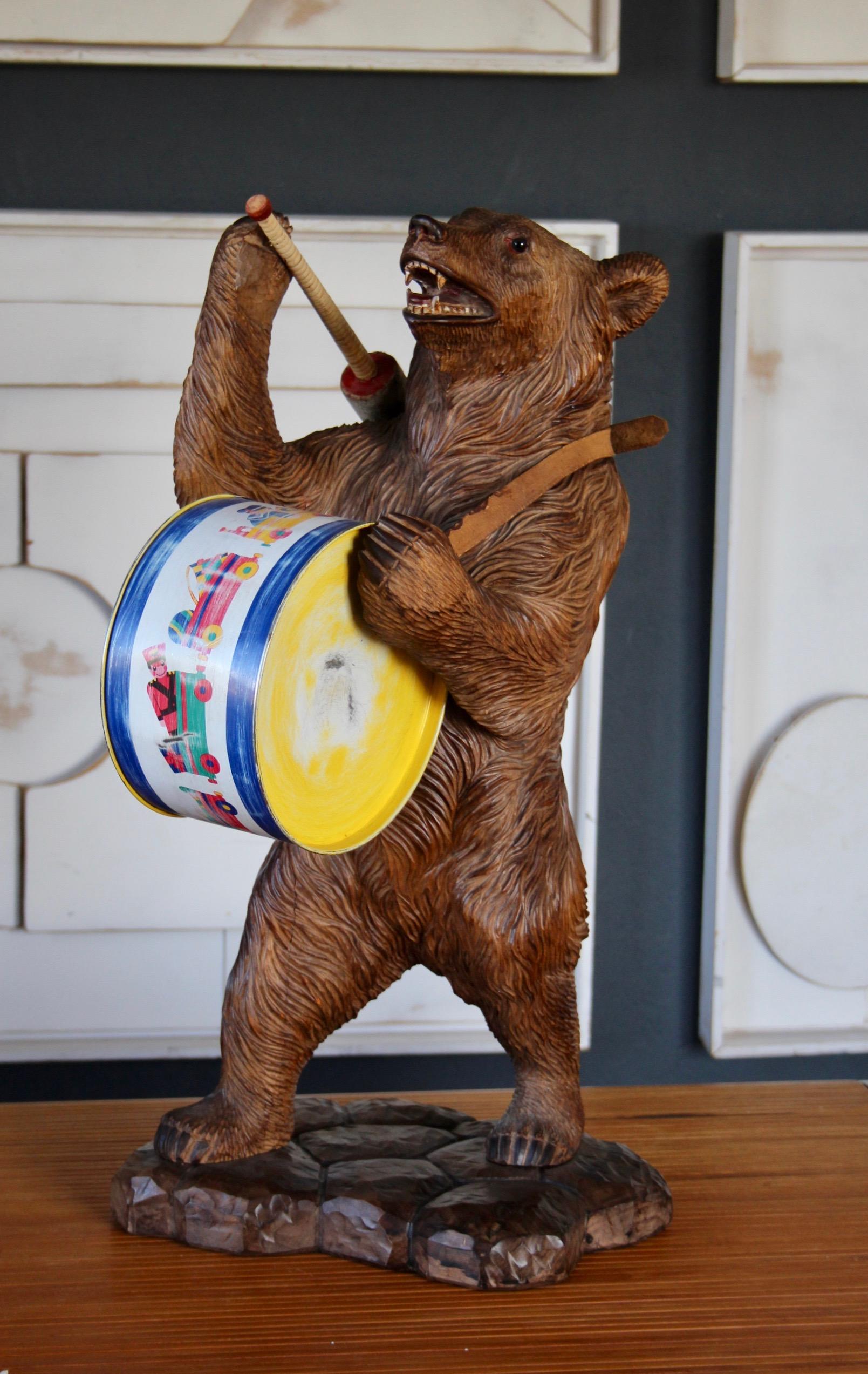 Black Forest Wood Carved Brienz Bear musician Statue For Sale 6