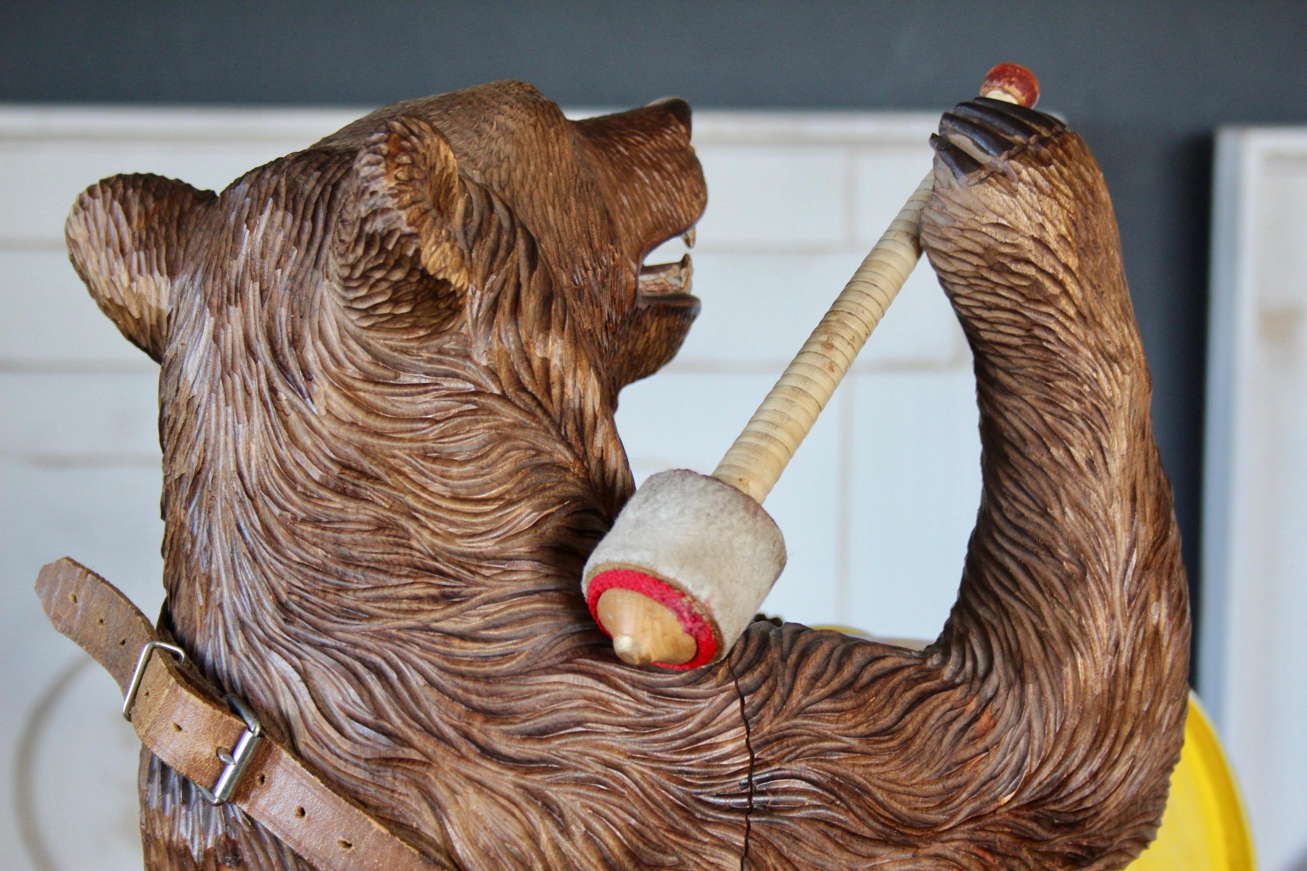 Black Forest Wood Carved Brienz Bear musician Statue For Sale 1