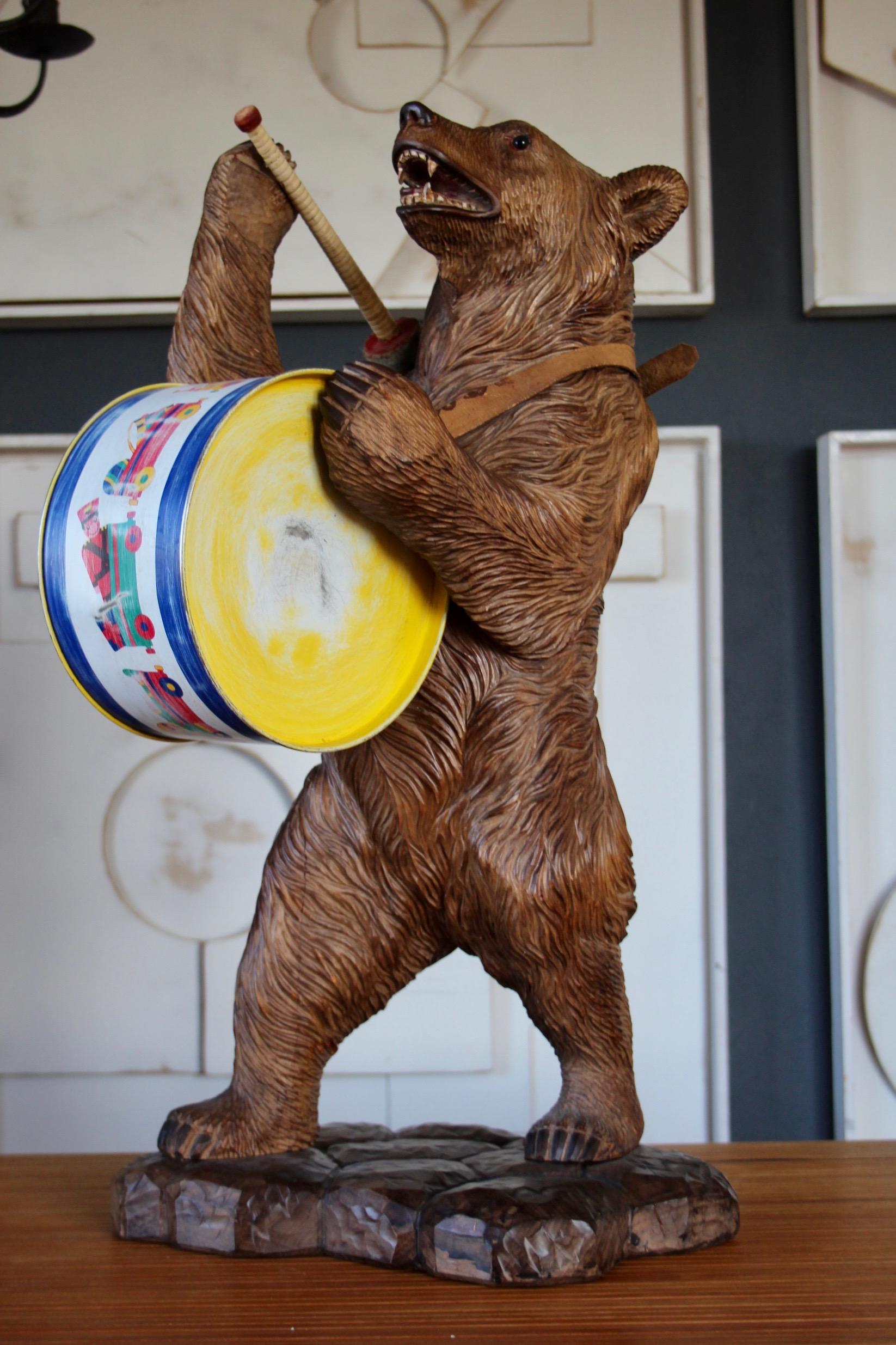 Black Forest Wood Carved Brienz Bear musician Statue For Sale 3