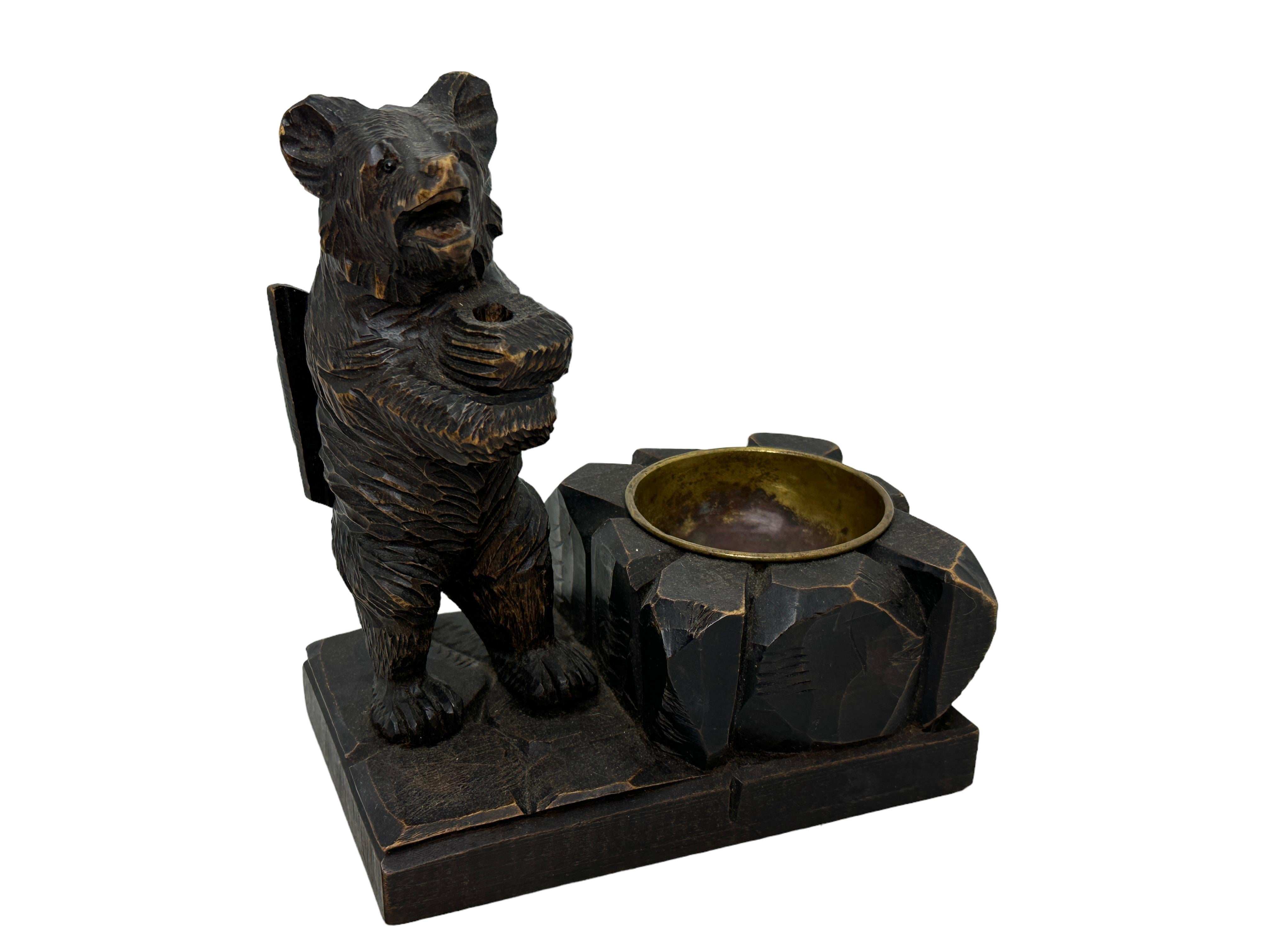 Black Forest Wood Carved Brienz Bear Statue Desktop Accessory German Antique For Sale 4