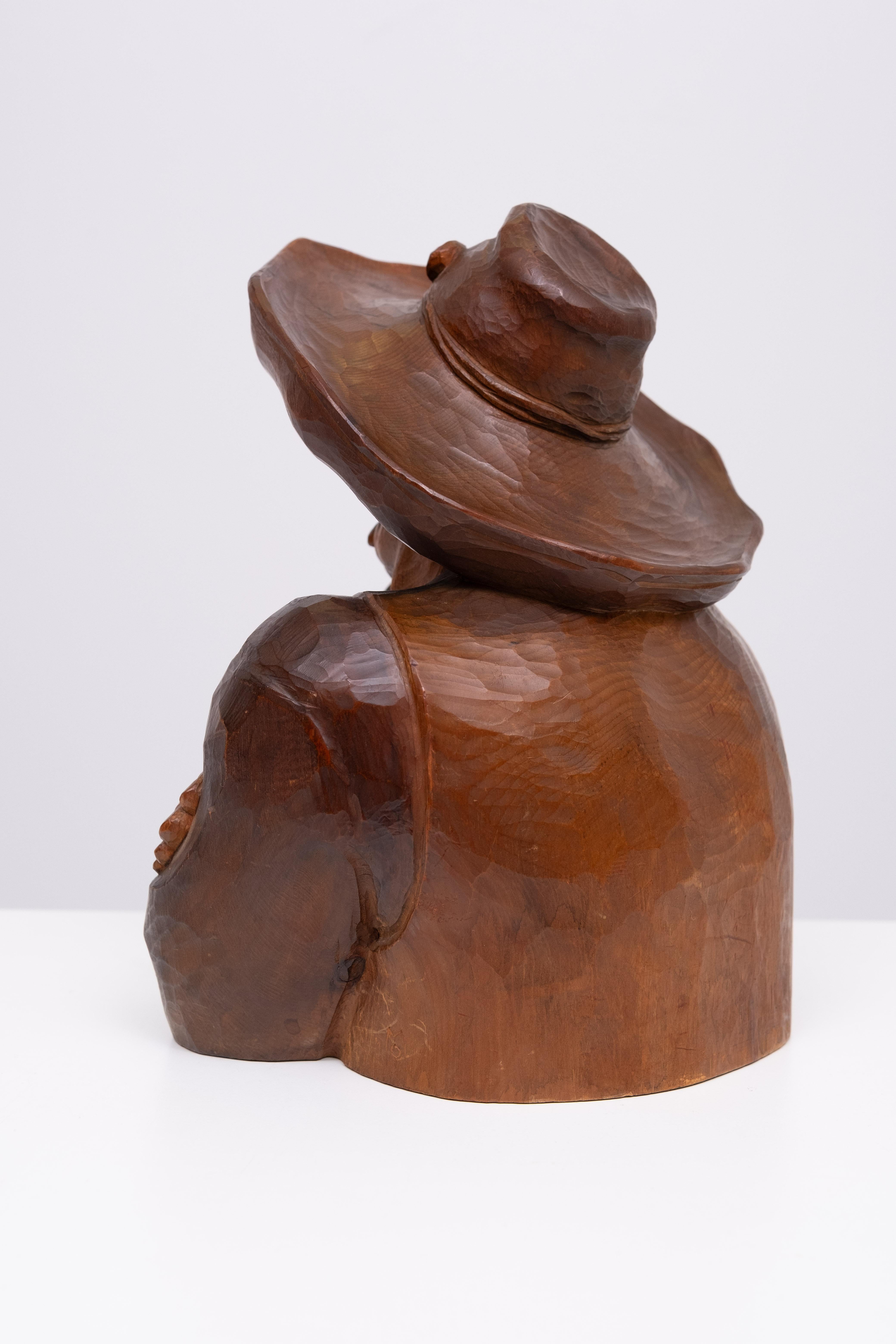 Black Forest Woodcarving  ''Men with pipe''   1923 en venta 1