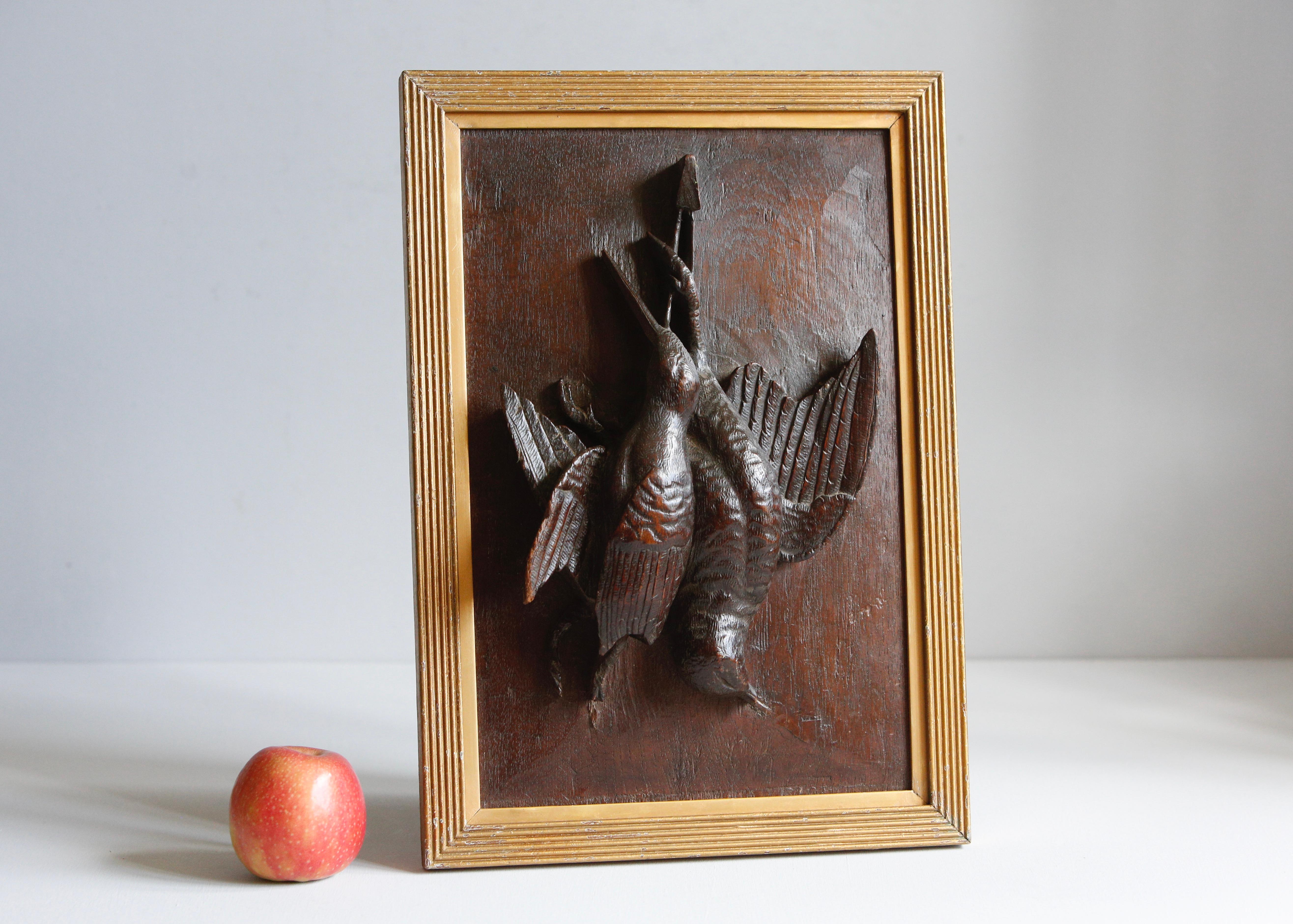 Black Forrest Oak geschnitzt Panel Jagd Wild Vögel Bas-Relief Plaque um 1890 im Angebot 4
