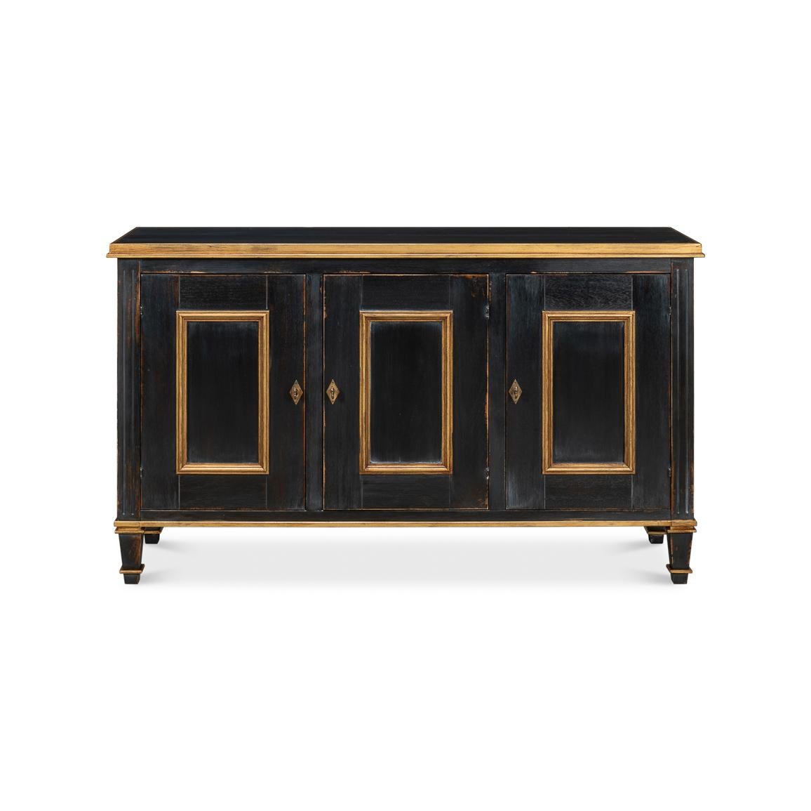 Ispirato allo stile provinciale neoclassico della Francia del 18° secolo, questo pezzo squisito vanta una finitura nera polvere con rifiniture dorate. Il design simmetrico è caratterizzato da tre porte a pannelli, ognuna delle quali è ornata da una