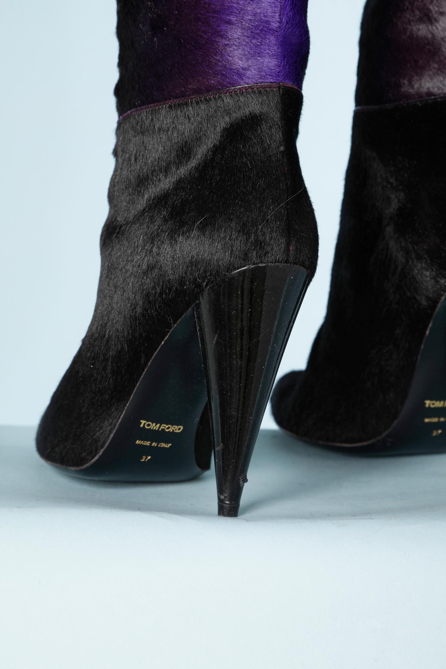 Donna Stivali alti neri davanti e viola dietro (dégradé) in pelle di vitello Tom Ford in vendita