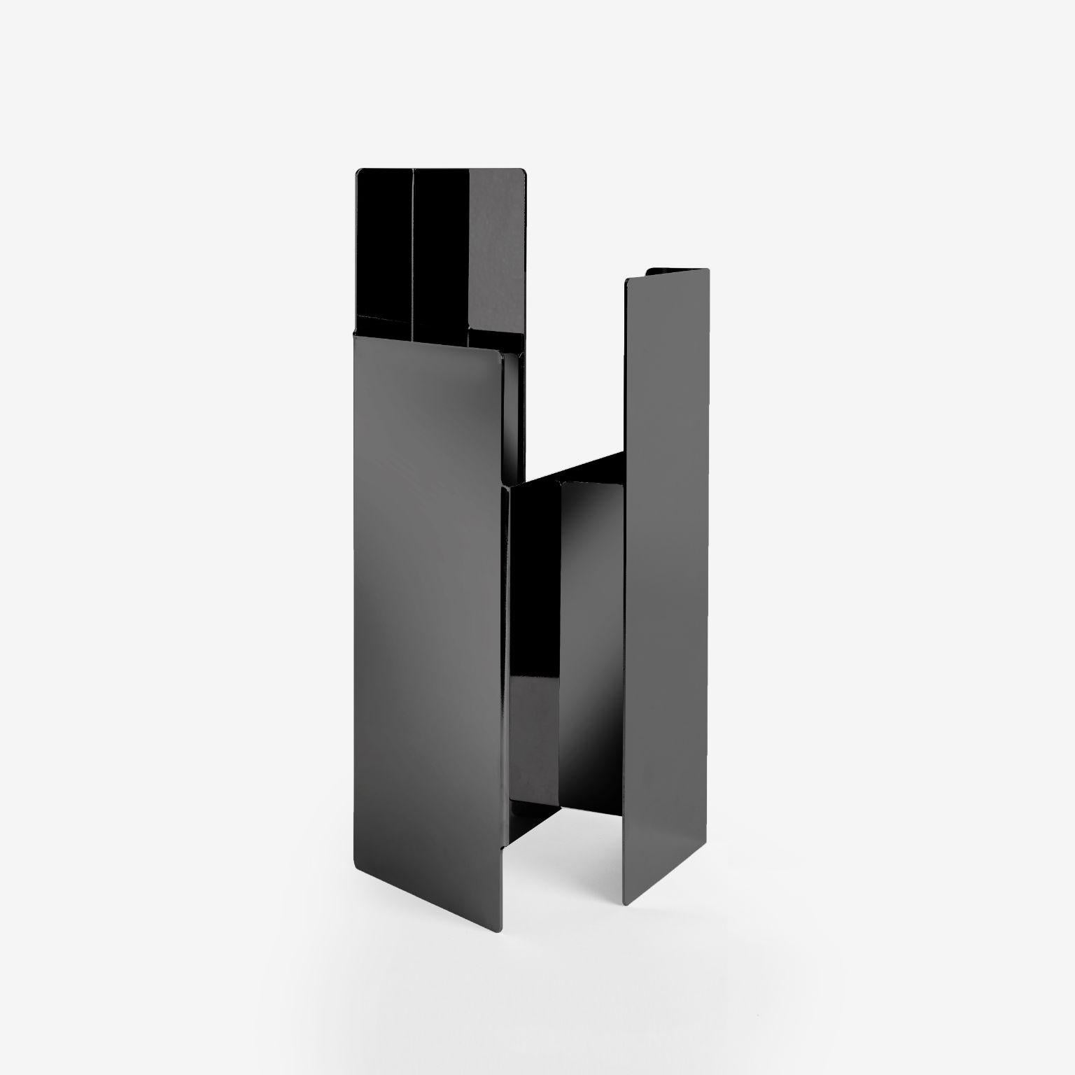 Black Fugit Vase by Mason Editions For Sale 6