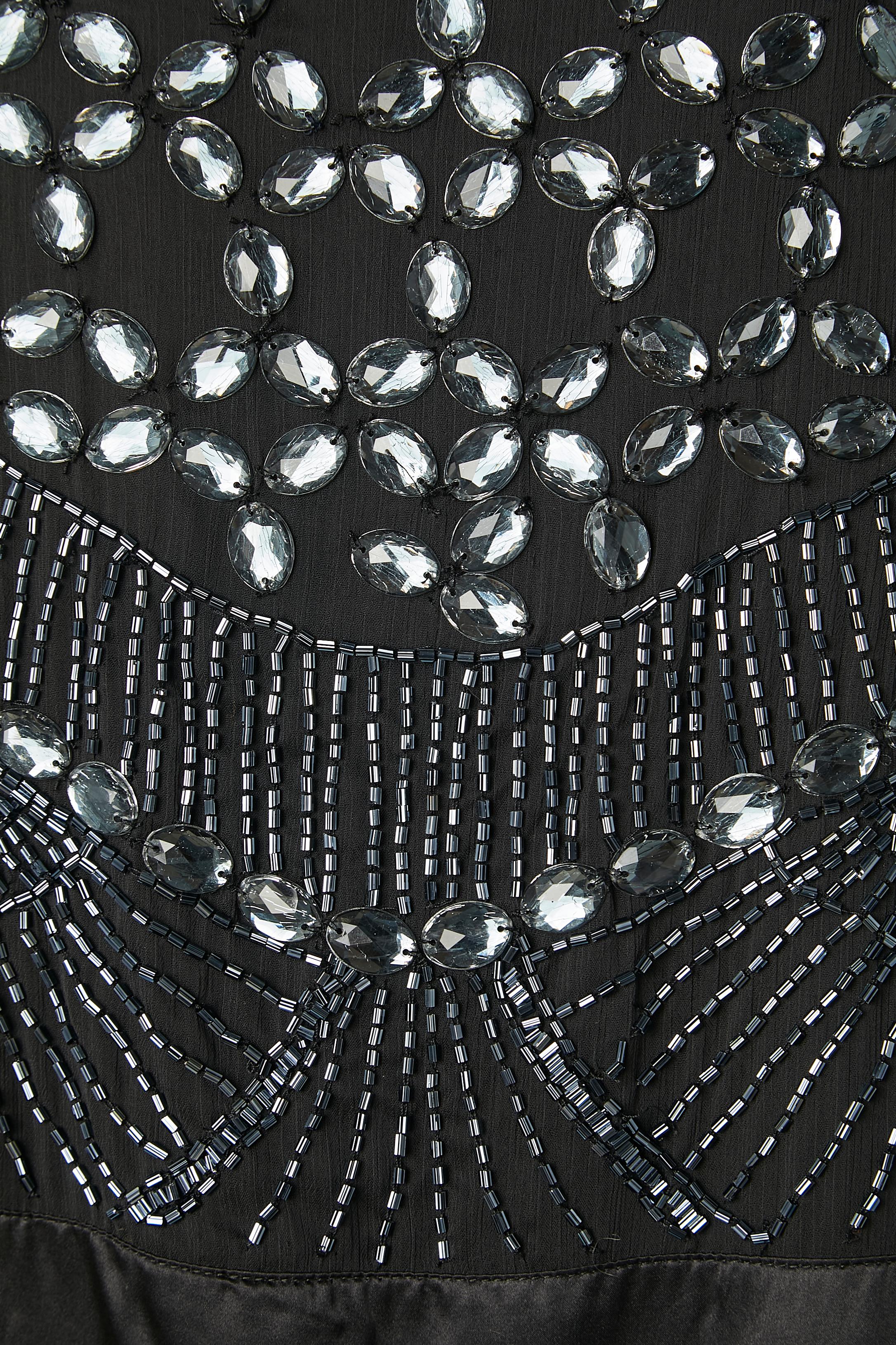 Black full beaded sleeveless cocktail dress Red Valentino In Excellent Condition For Sale In Saint-Ouen-Sur-Seine, FR