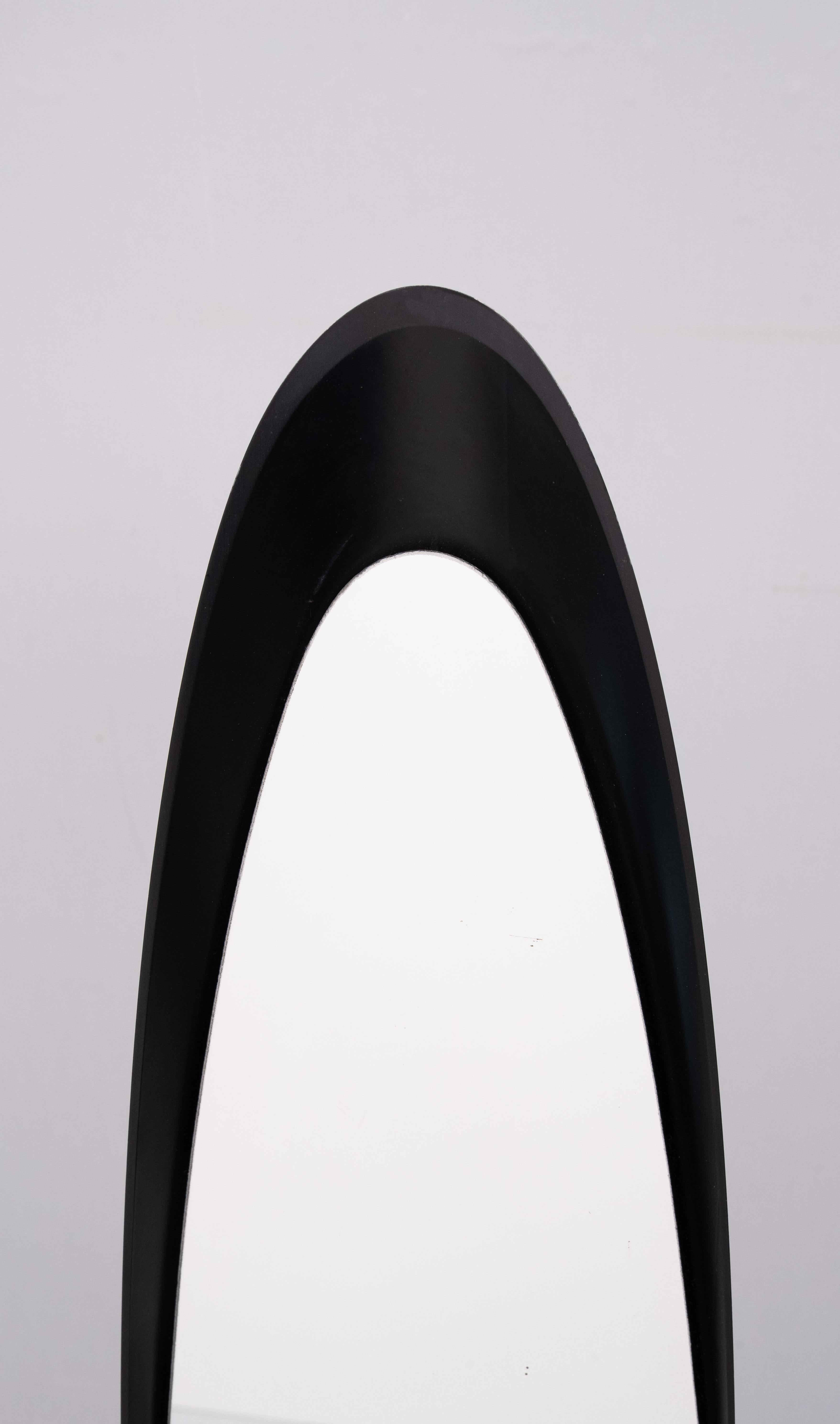 Ère spatiale Noir Longueur totale  Miroir de lèvre des années 1970  en vente