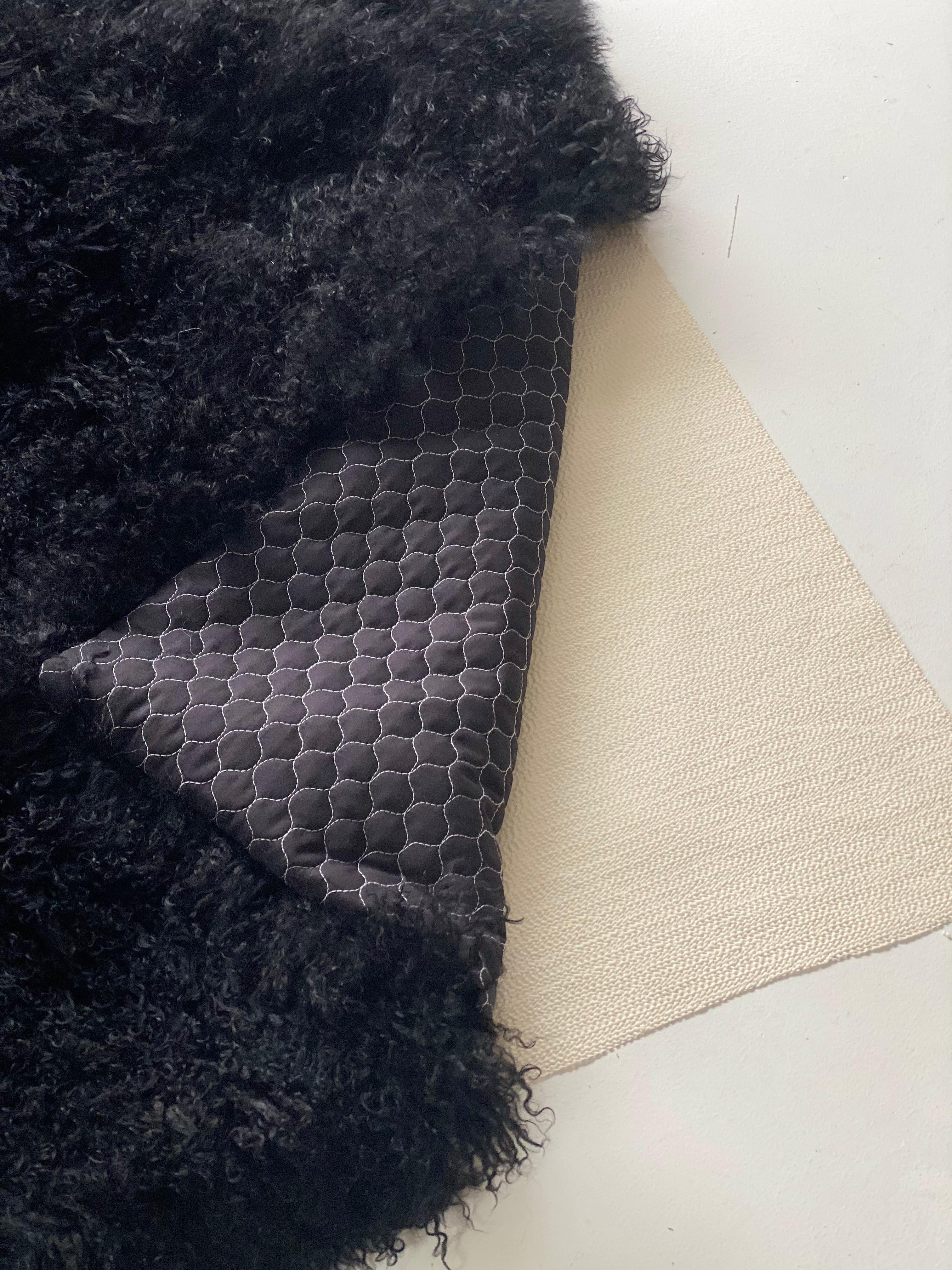 Australiano Tappeto in pelliccia nera 37 x 54