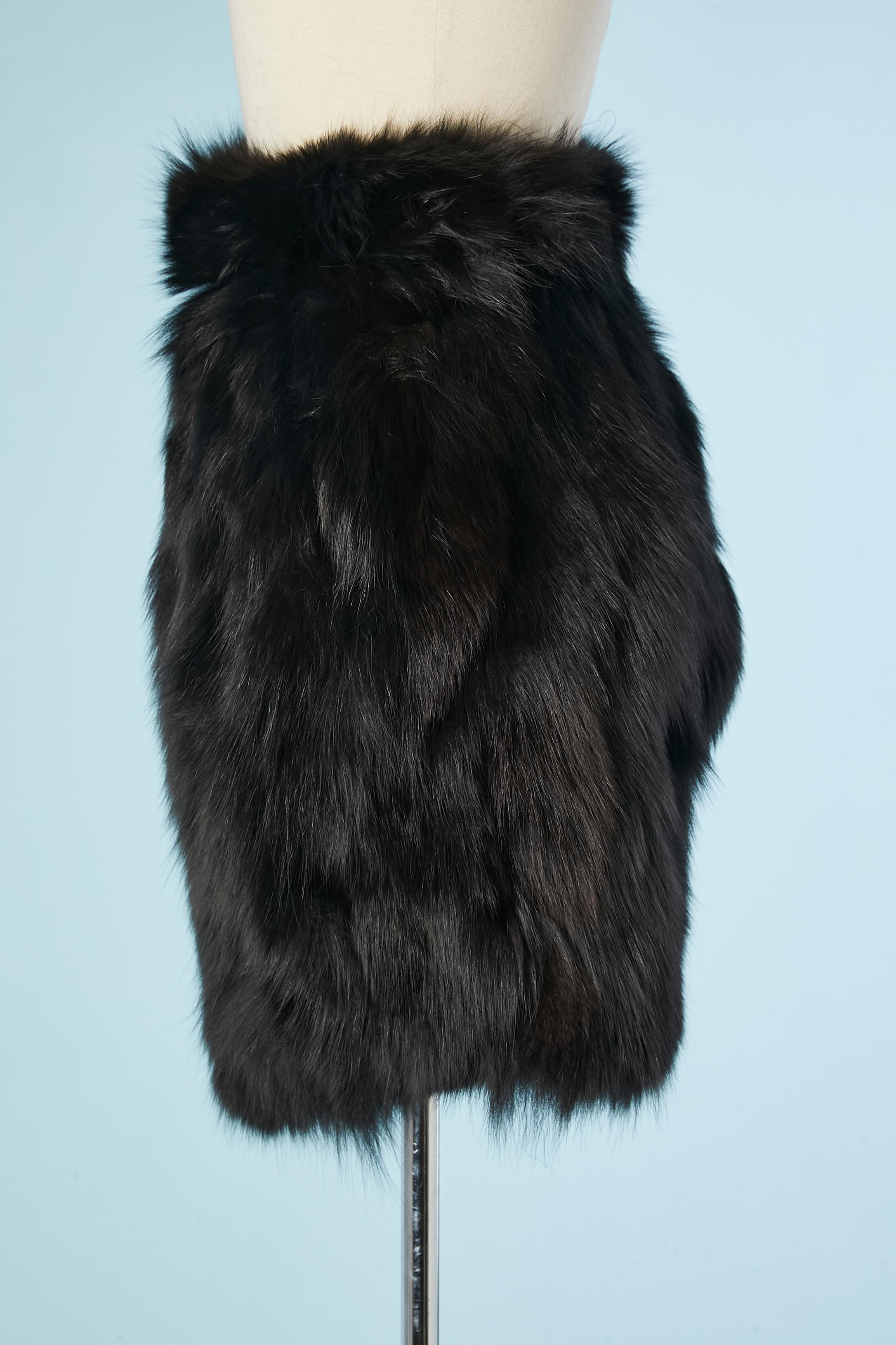 Black furs skirt Lecoanet Hémant  In Excellent Condition For Sale In Saint-Ouen-Sur-Seine, FR