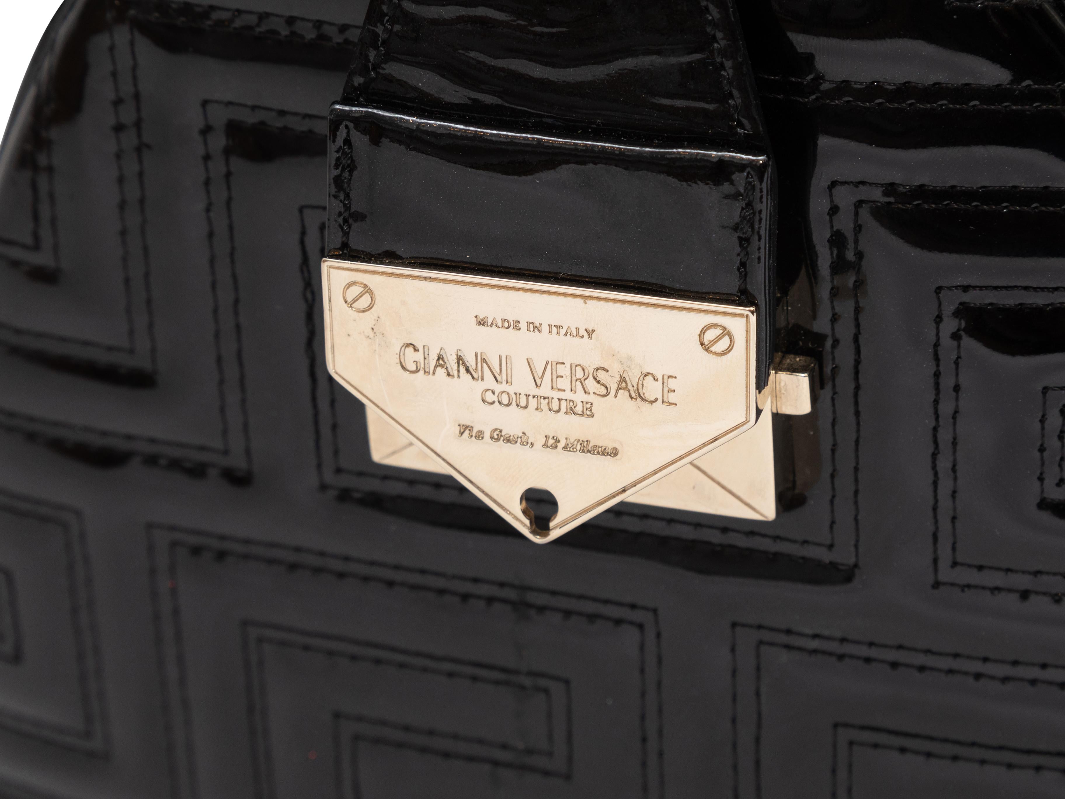 Schwarze Gianni Versace-Handtasche aus Lackleder mit Schnappverschluss 1