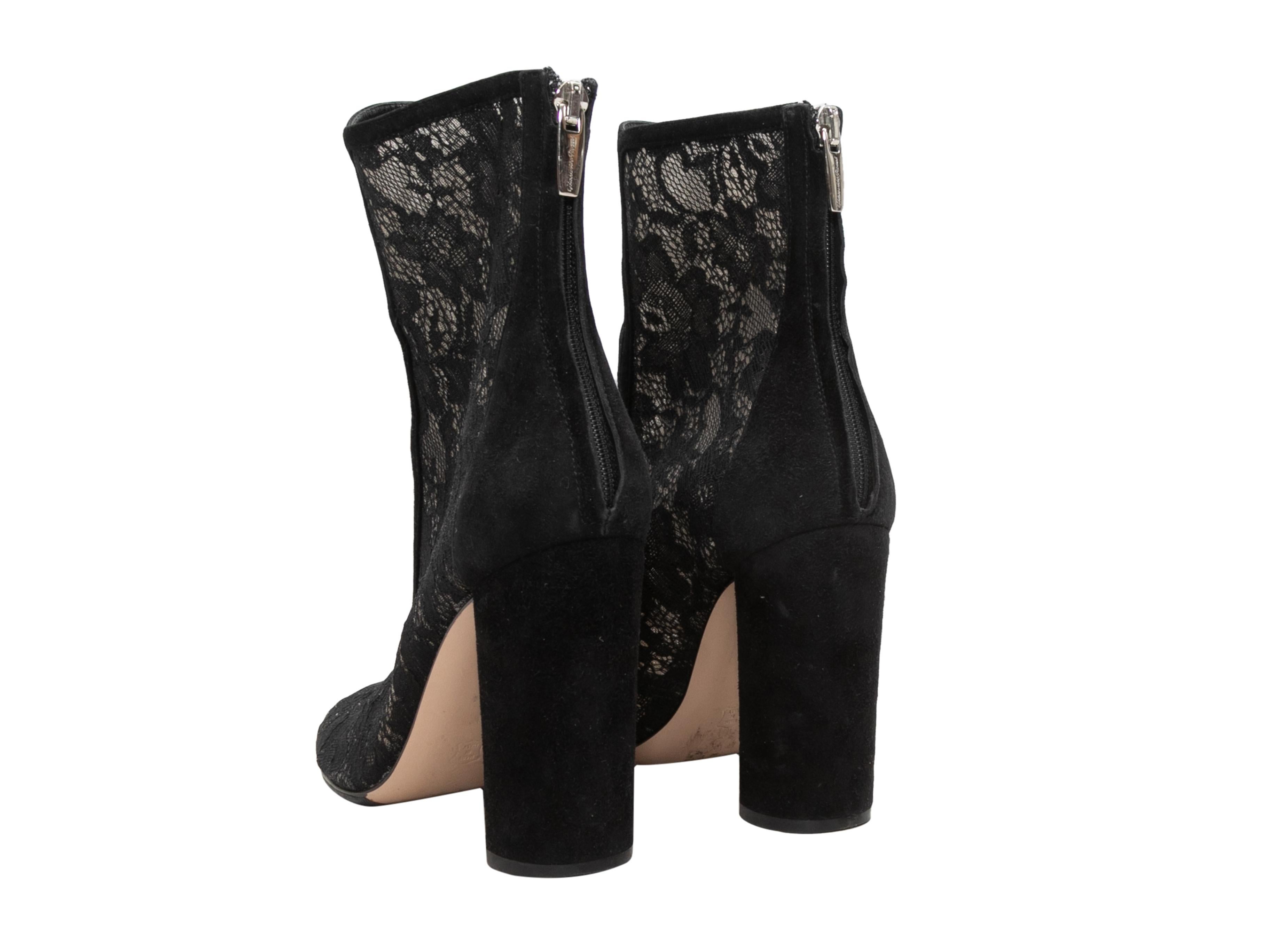 Botines de encaje Gianvito Rossi negros talla 38 en Bueno estado para la venta en New York, NY