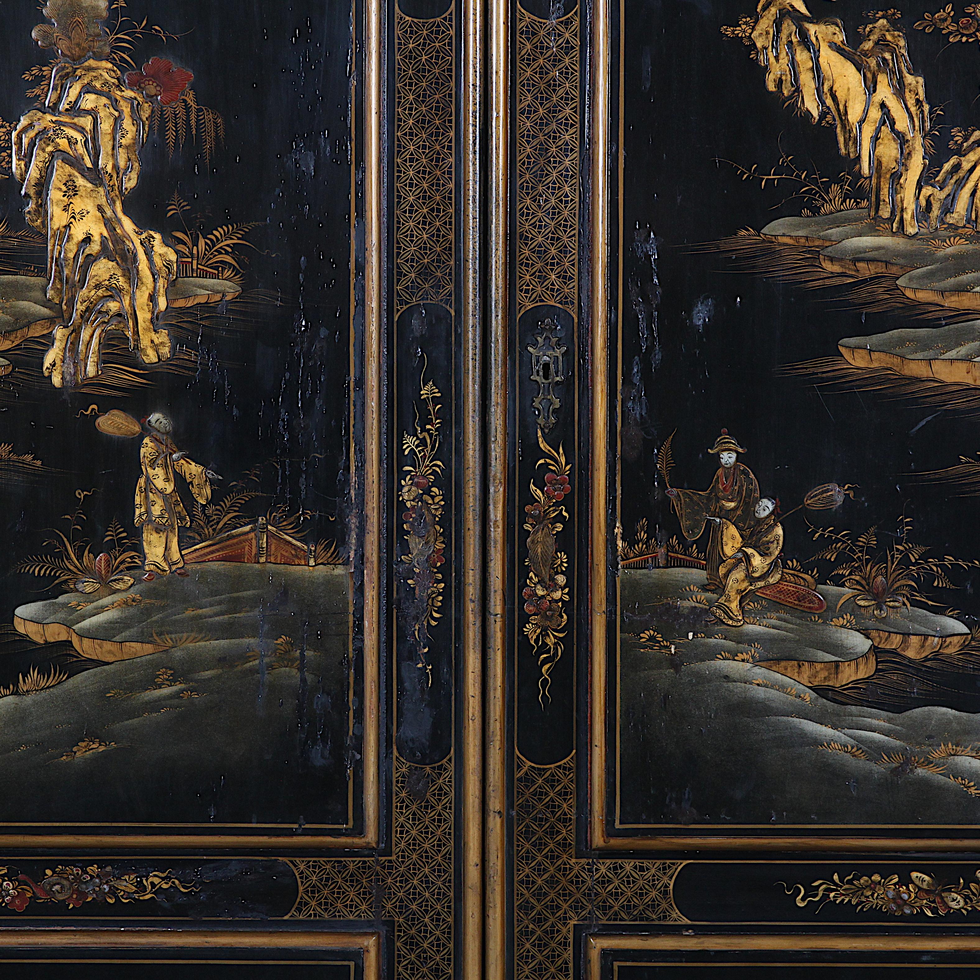 Black and Gilt Lacquered ‘Japanned’ Armoire from Paris 2