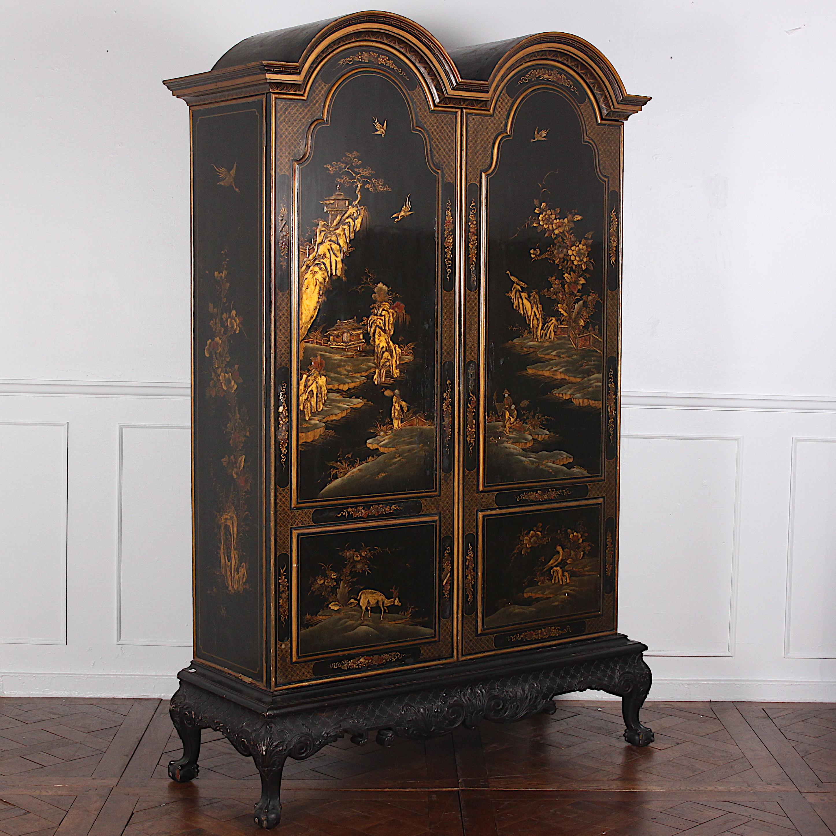 Black and Gilt Lacquered ‘Japanned’ Armoire from Paris 3