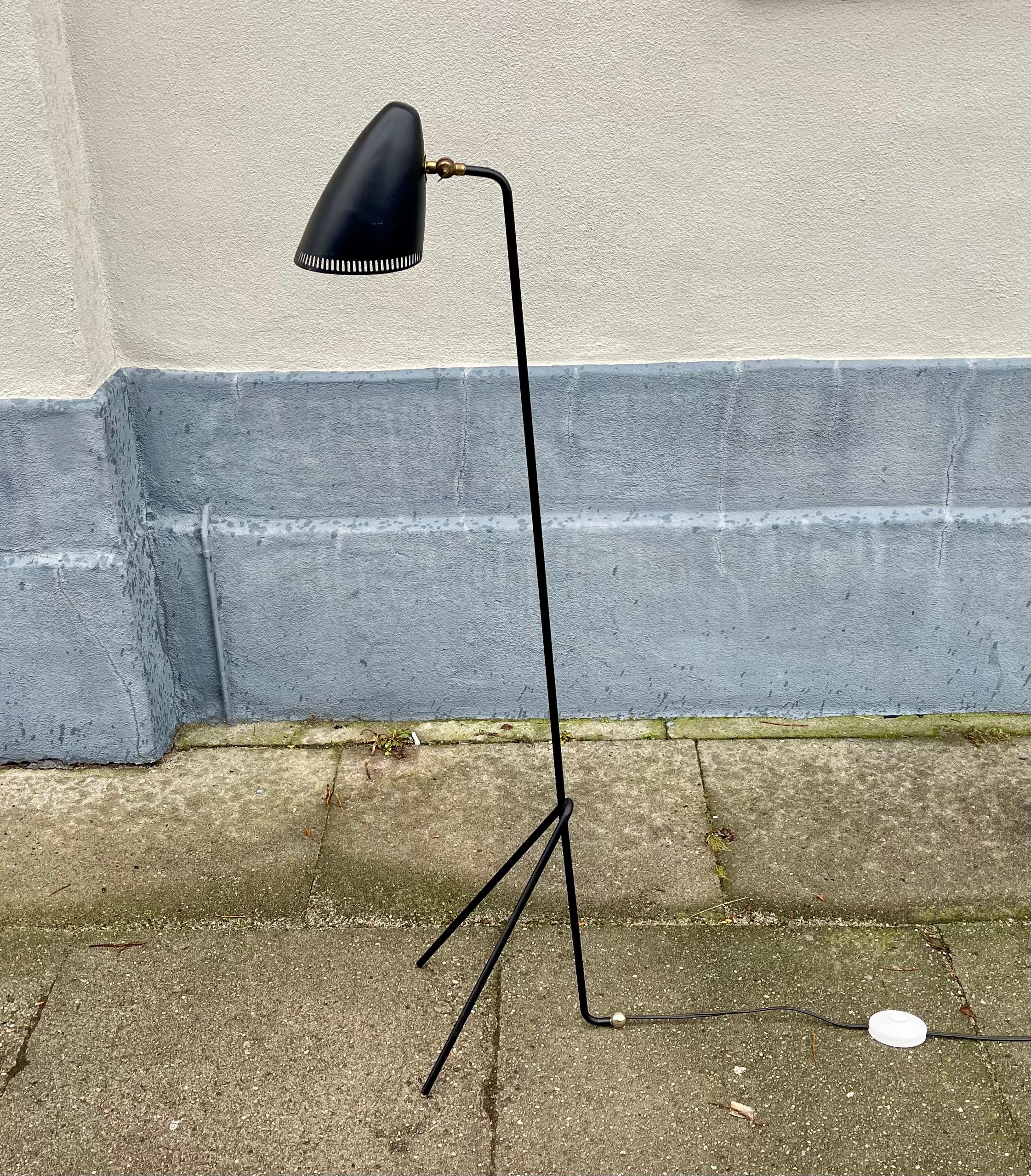 Black Giraffe Floor Lamp by Svend Aage Holm-Sørensen, 1950s For Sale 3