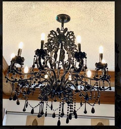 Black Glass 10-Light Chandelier