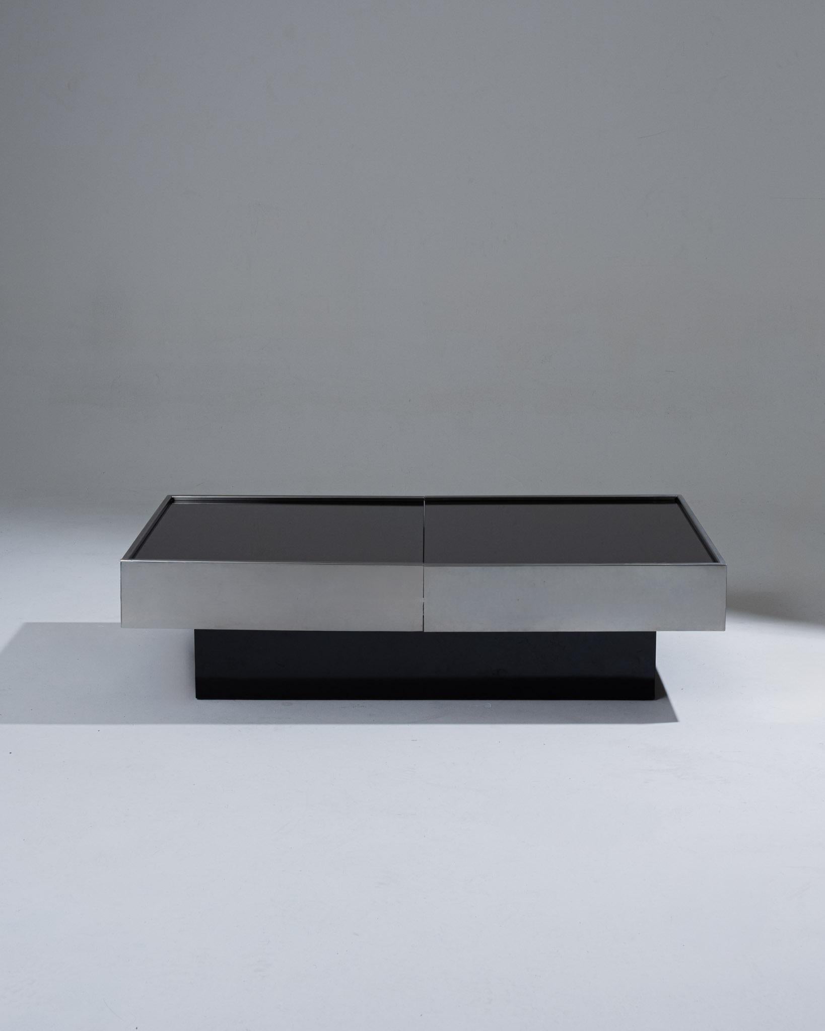 20th Century Black Glass and Metal Coffee Table-Bar, 1970s For Sale