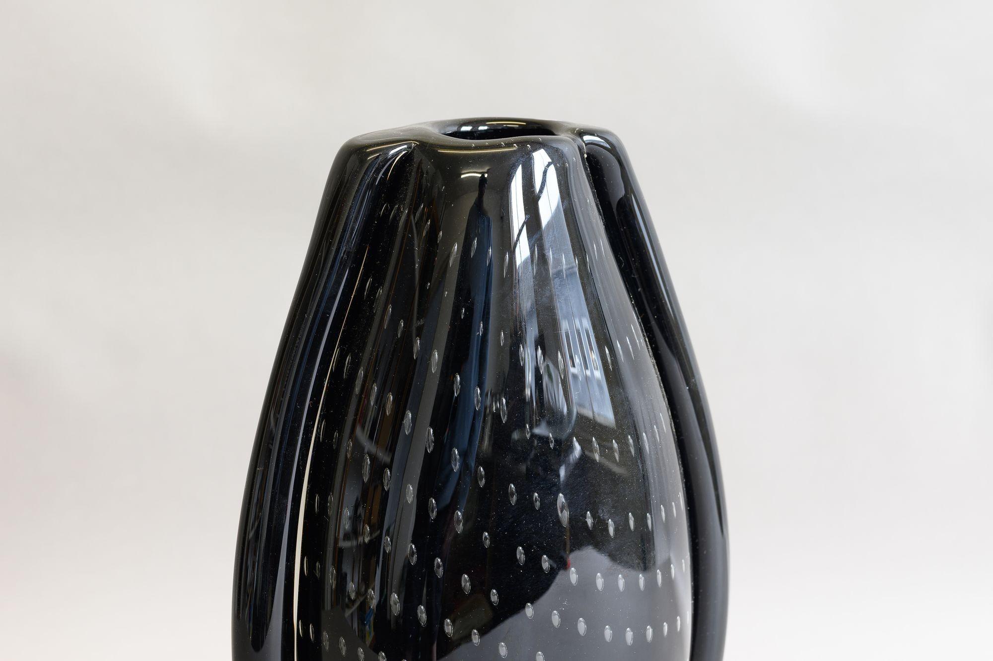 Jarrón de cristal negro en Bueno estado para la venta en London, England
