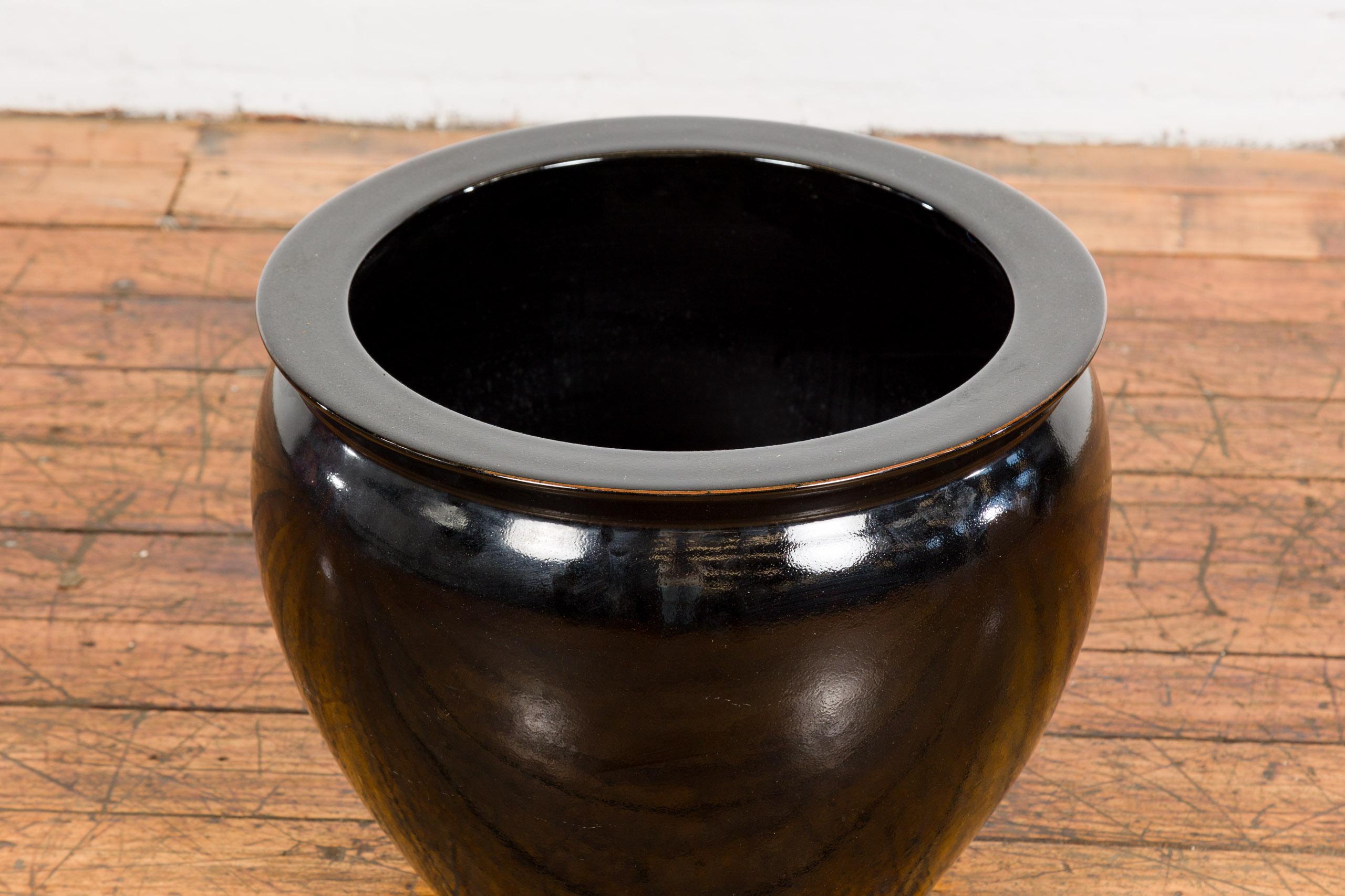 Black Glaze Circular Ceramic Planter with Tapering Lines, Vintage In Good Condition For Sale In Yonkers, NY