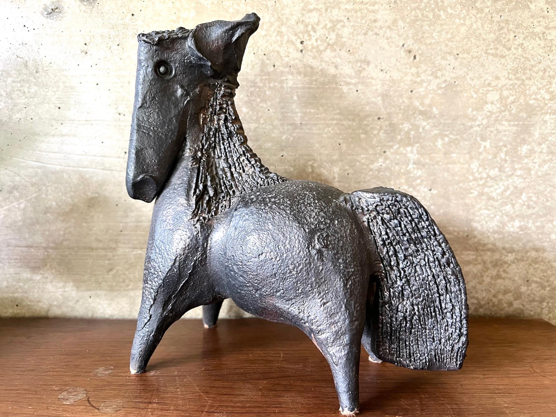 Black glazed ceramic horse sculpture signed Pouchain – Circa 1960 in vendita 10