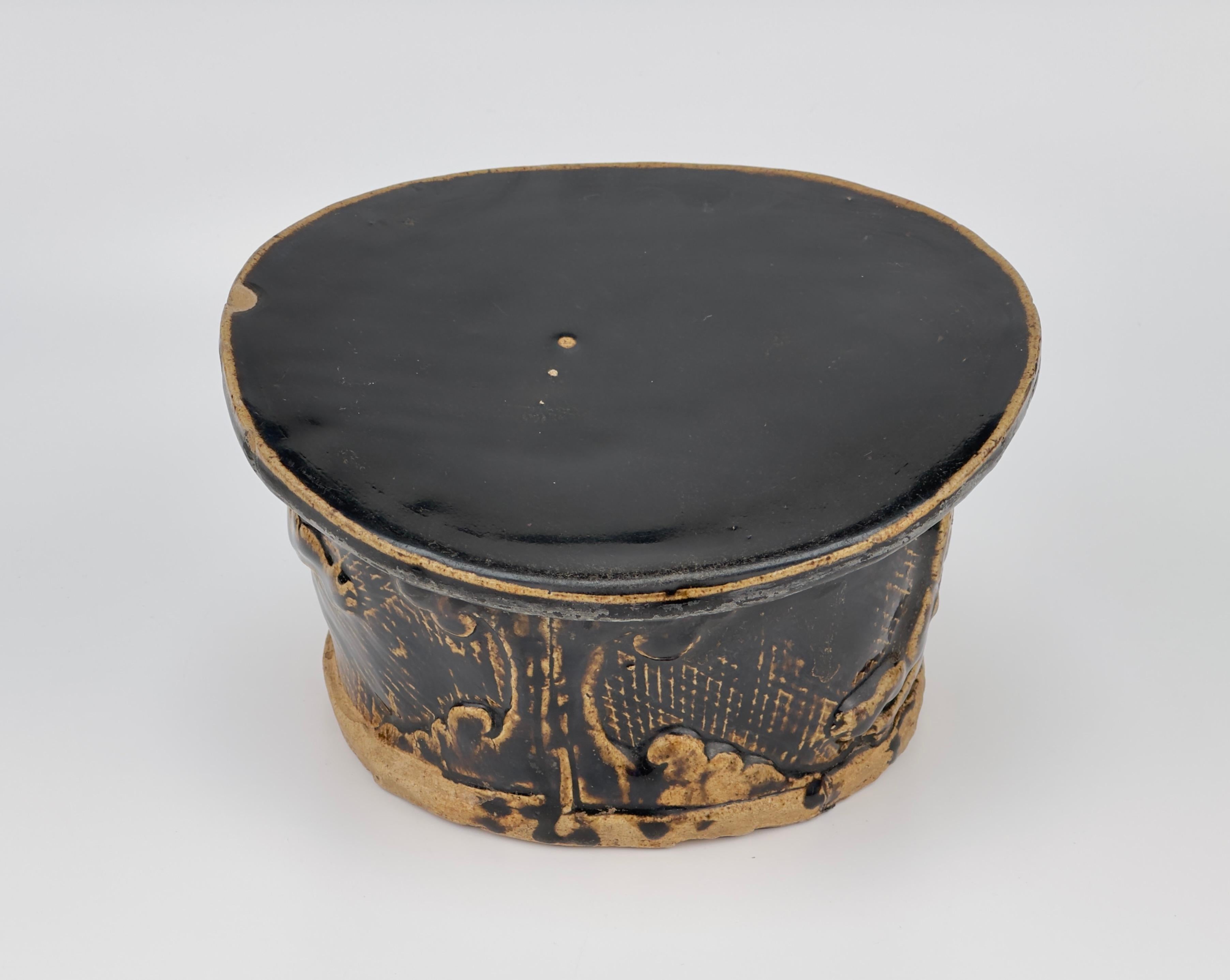 Black-glazed Lion Pillow, Northern Song-Jin Dynasty For Sale 4