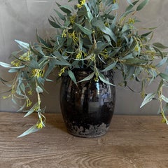 Schwarz glasierte Keramik Wabi Sabi Stil