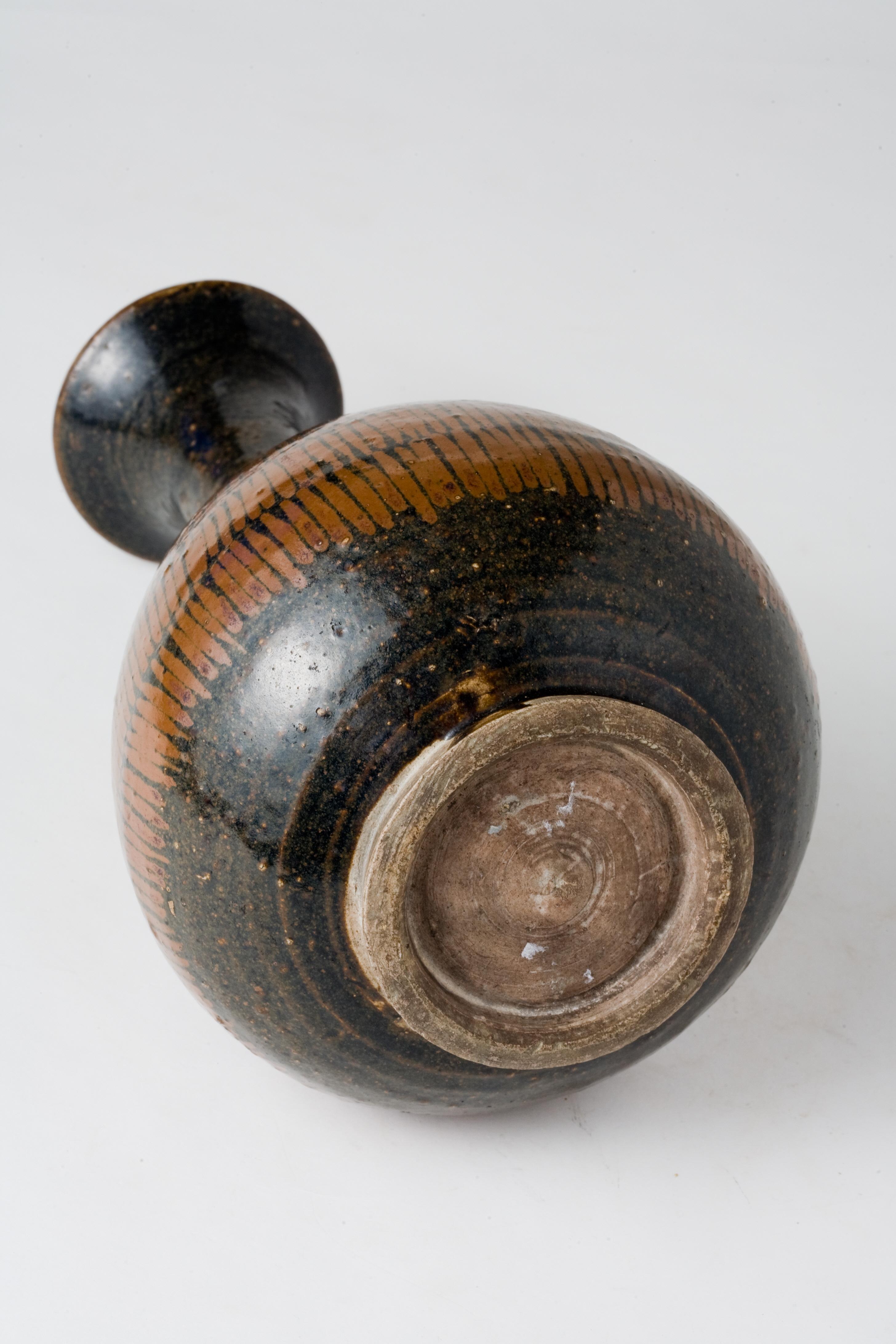 Black-Glazed Russet-Painted Bottle Vase, Northern Song-Jin Dynasty For Sale 5