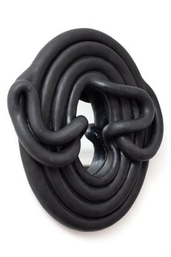 Miroir en grès émaillé noir de Clémentine Dupré, 2023