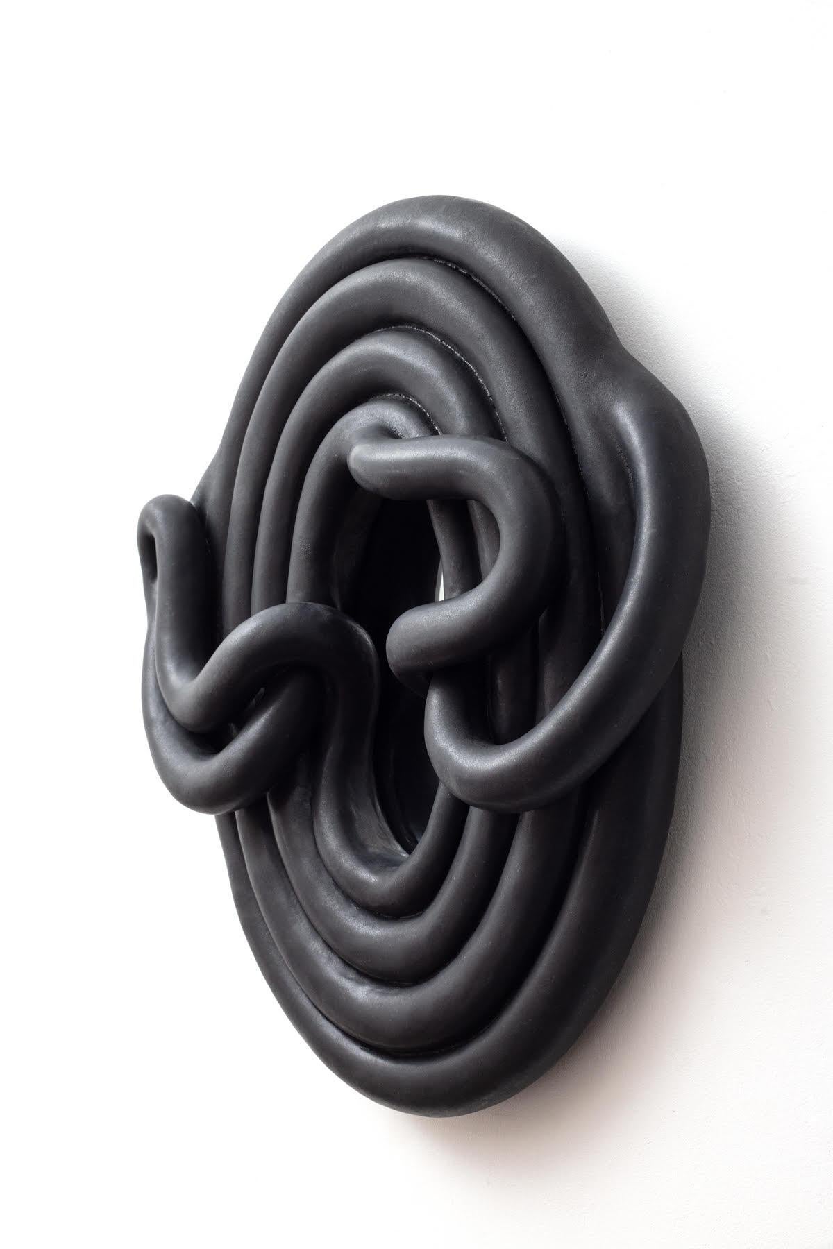 Espejo de gres esmaltado negro de Clémentine Dupré, 2023 Bellas artes en venta