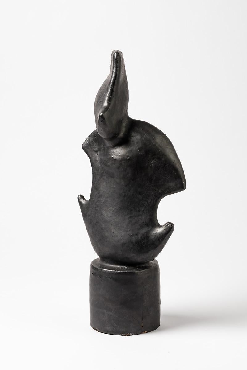Beaux-Arts Sculpture en grès émaillé noir de Michel Lanos, Circa 1980-1990 en vente