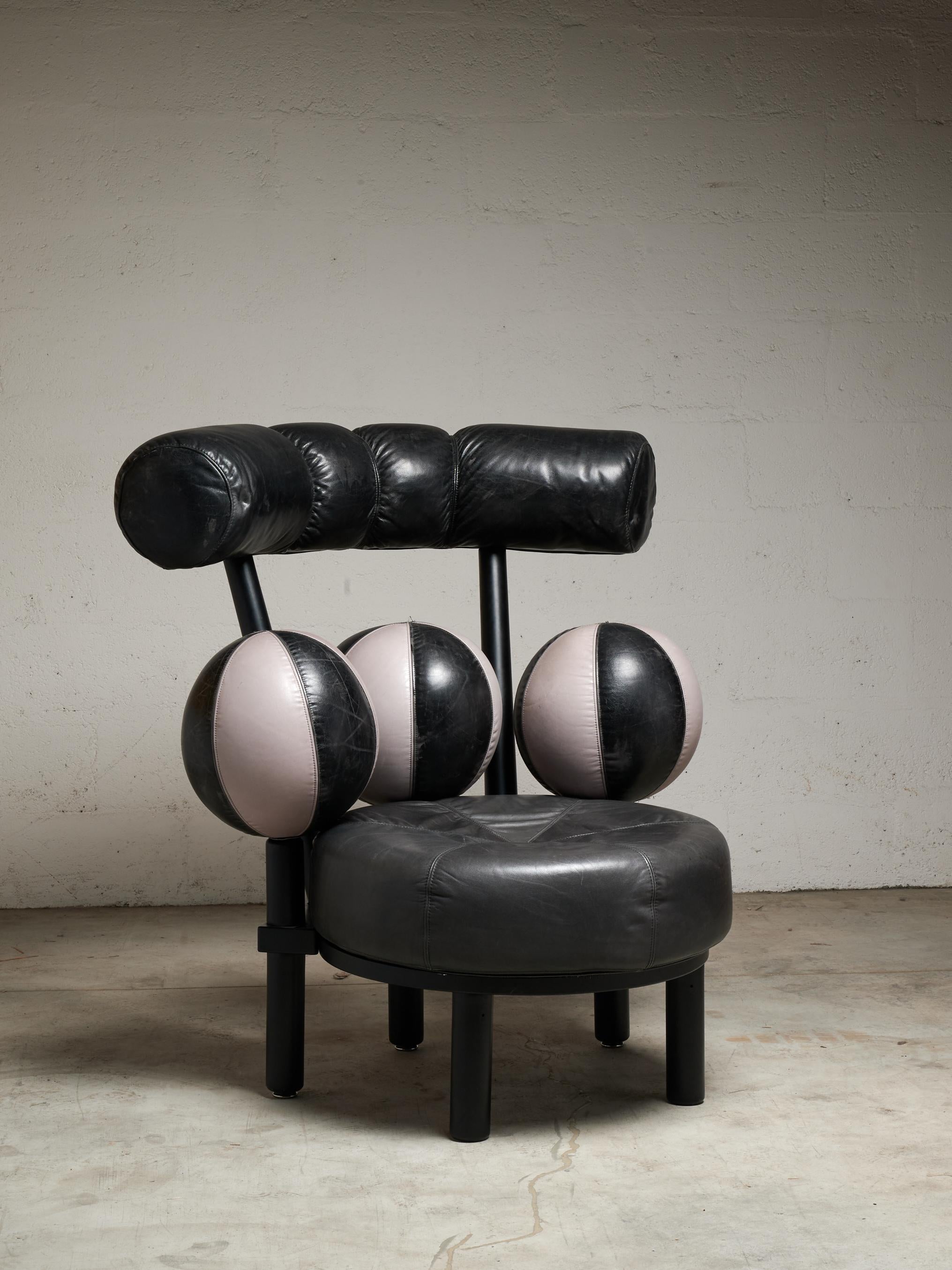 Black Globe lounge chair by Peter Opsvik, Norway, 1980 For Sale at 1stDibs