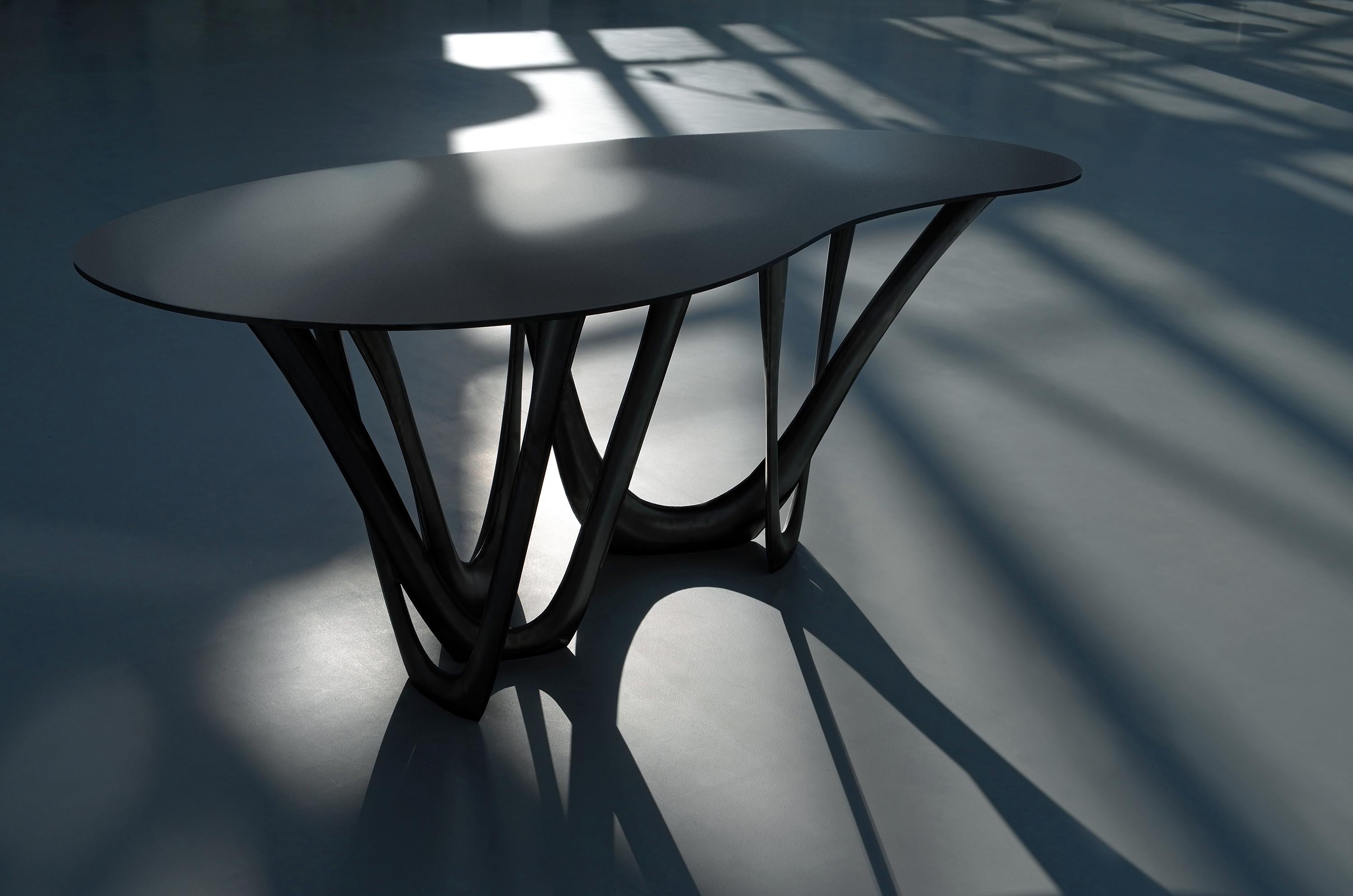 Polish Black Glossy Steel Sculptural G-Table by Zieta For Sale