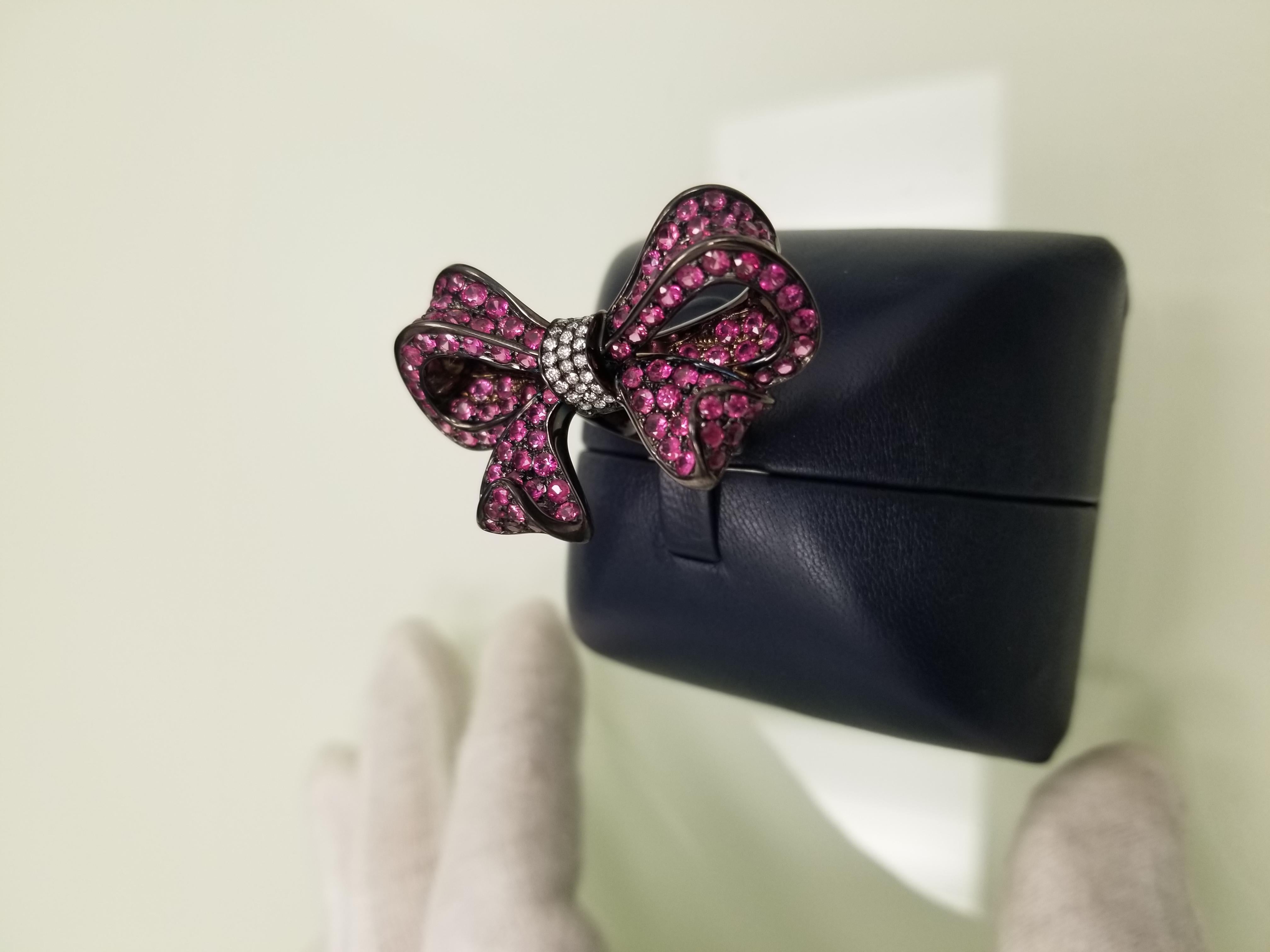 Black gold  Bow ring with ruby's and diamonds In New Condition For Sale In Astoria, NY