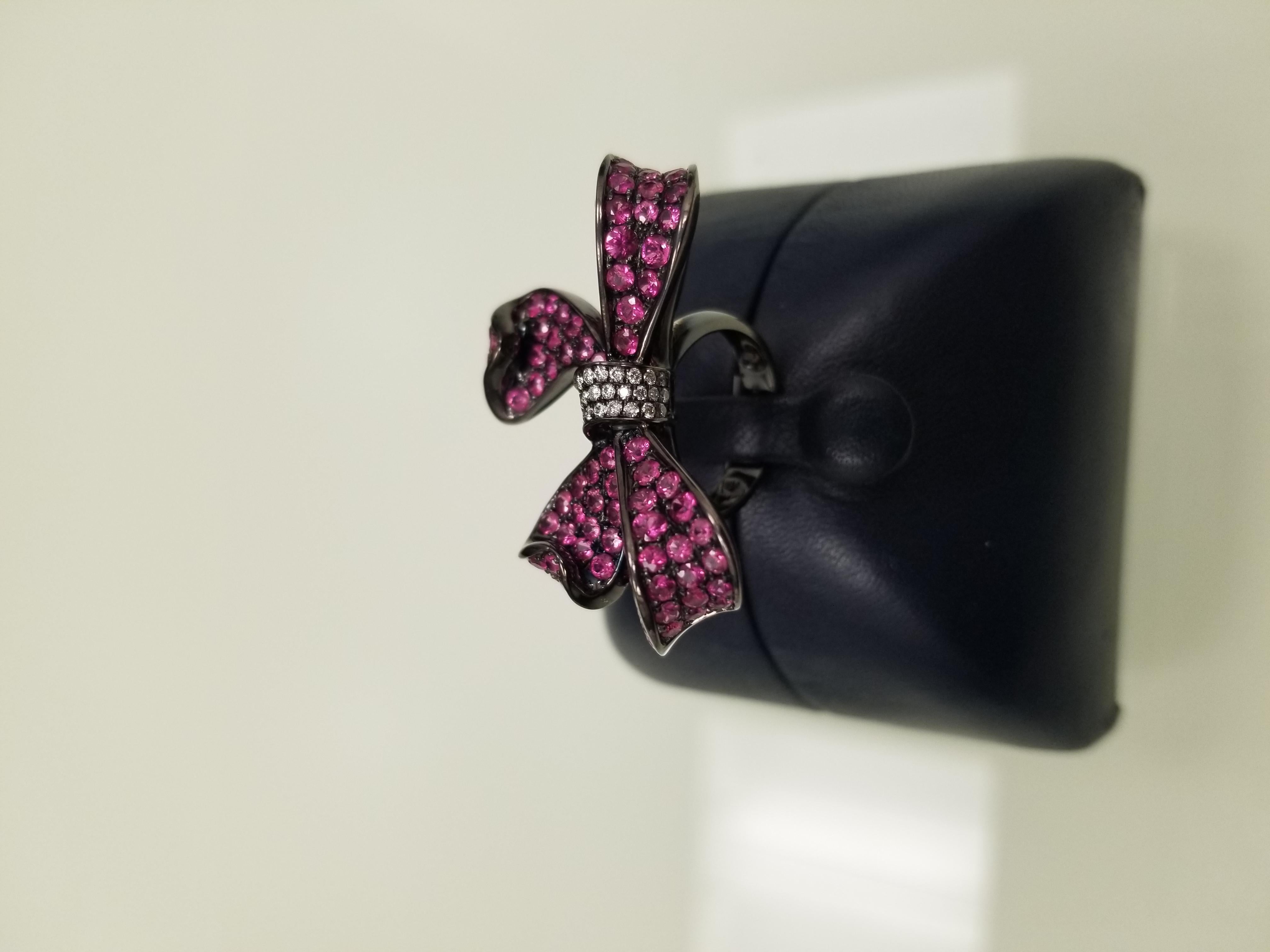Women's or Men's Black gold  Bow ring with ruby's and diamonds For Sale
