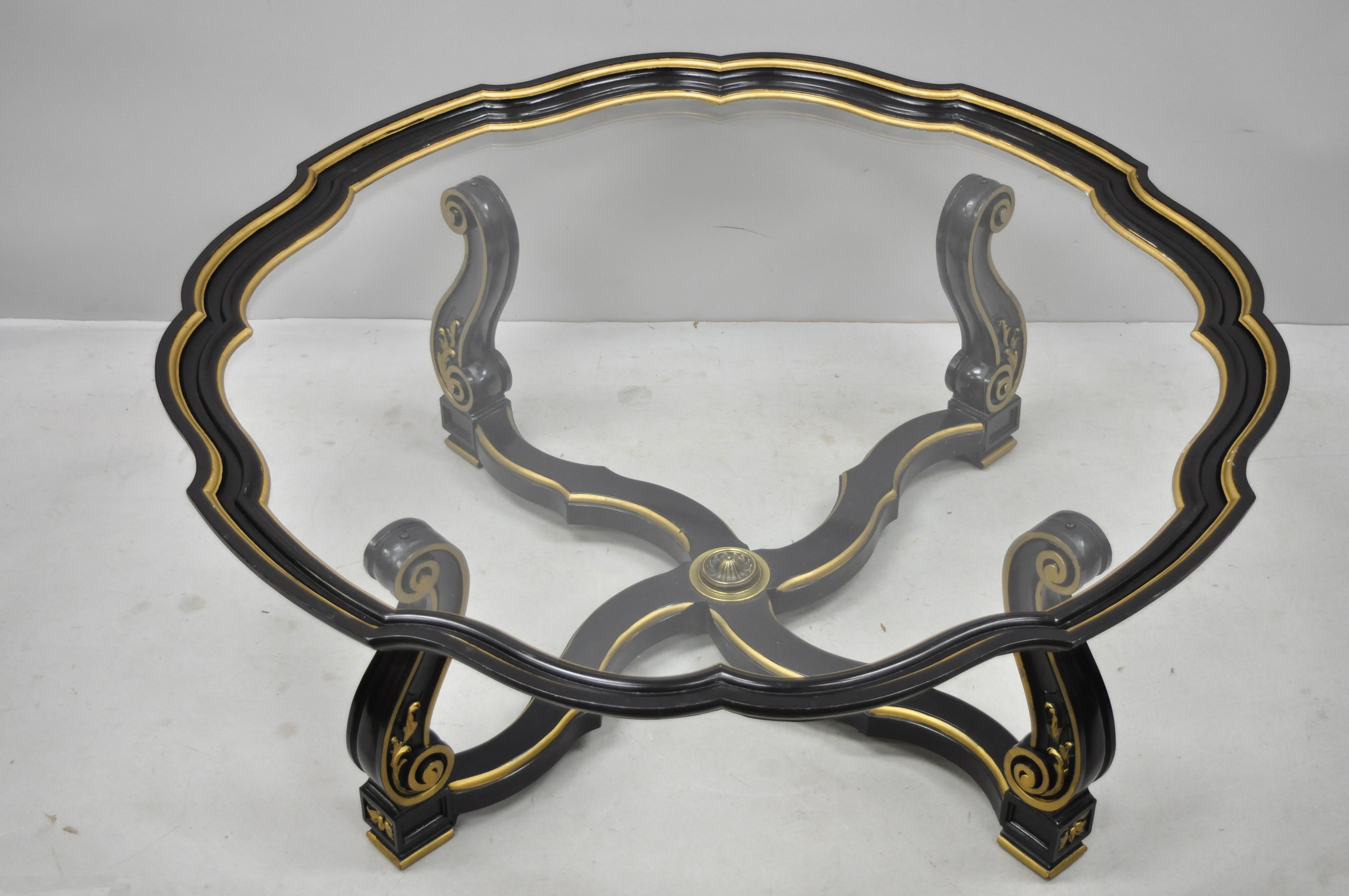 Black and Gold French Hollywood Regency Tray Coffee Table with Scalloped Edge For Sale 2
