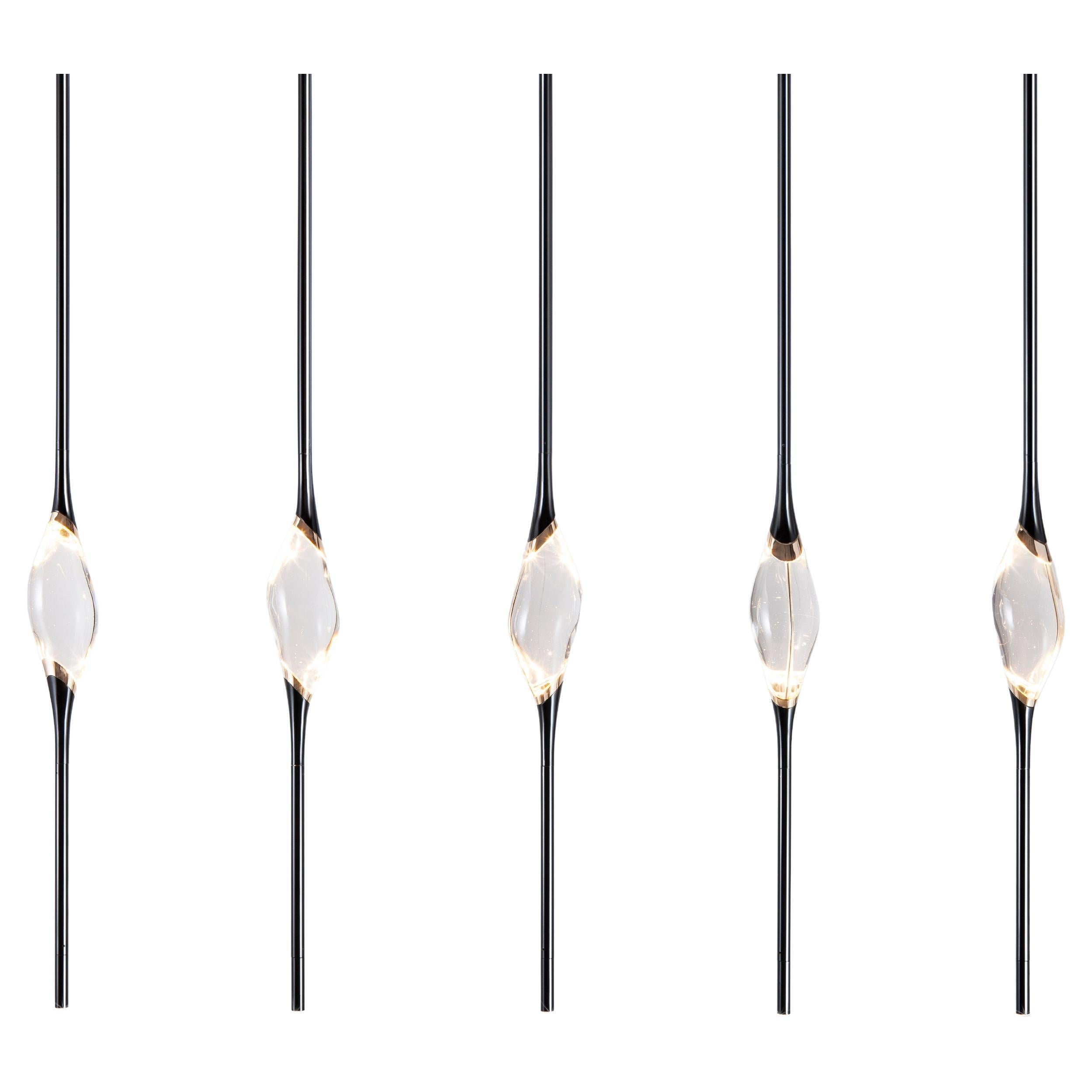 Lampadario nero + oro Il Pezzo 12 Long di Il Pezzo Mancante