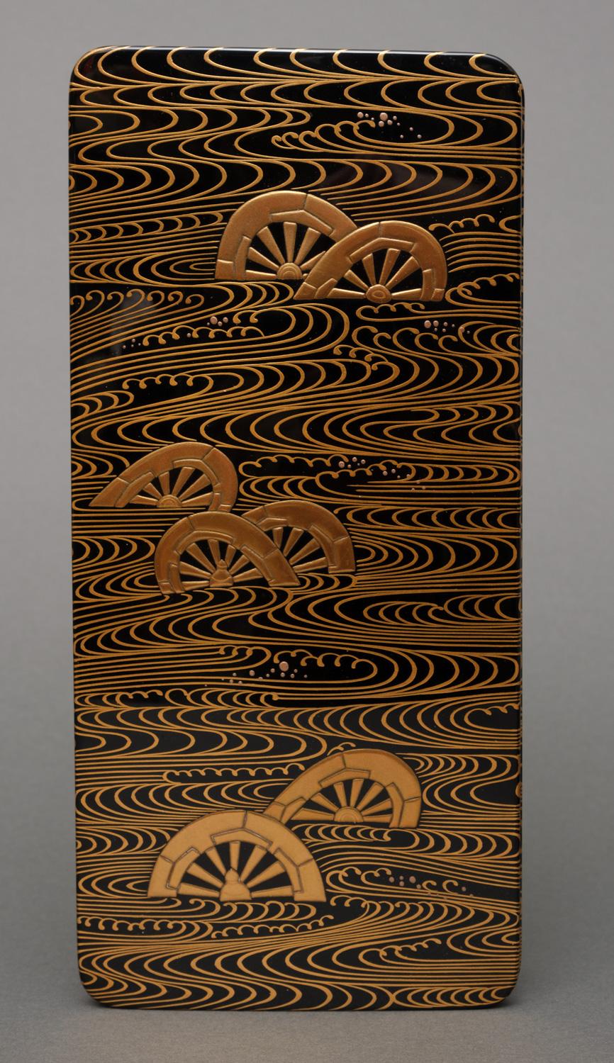Lacquered Japanese Lacquer Suzuribako 硯箱 'Writing Box' by Hattori Toshio 服部俊夫 '1943' For Sale